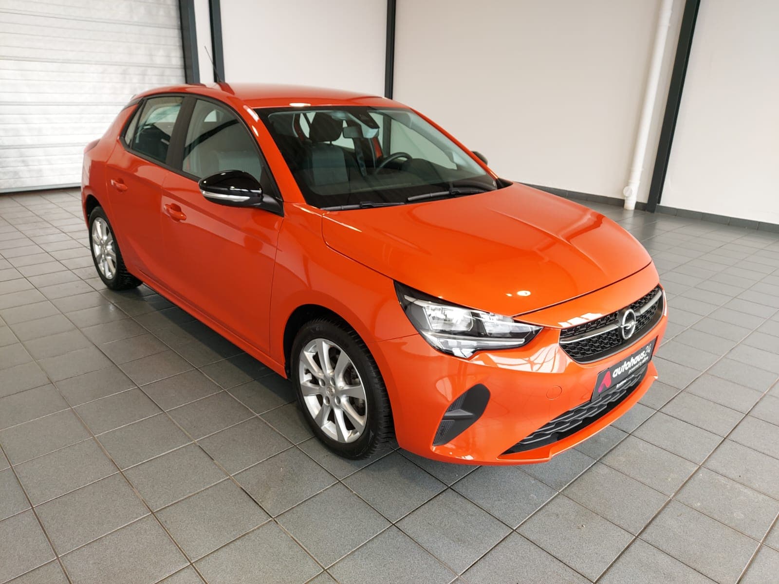Opel Corsa Limousine OPEL Corsa 1.2 55kW Edition Schräghecklimousine #1