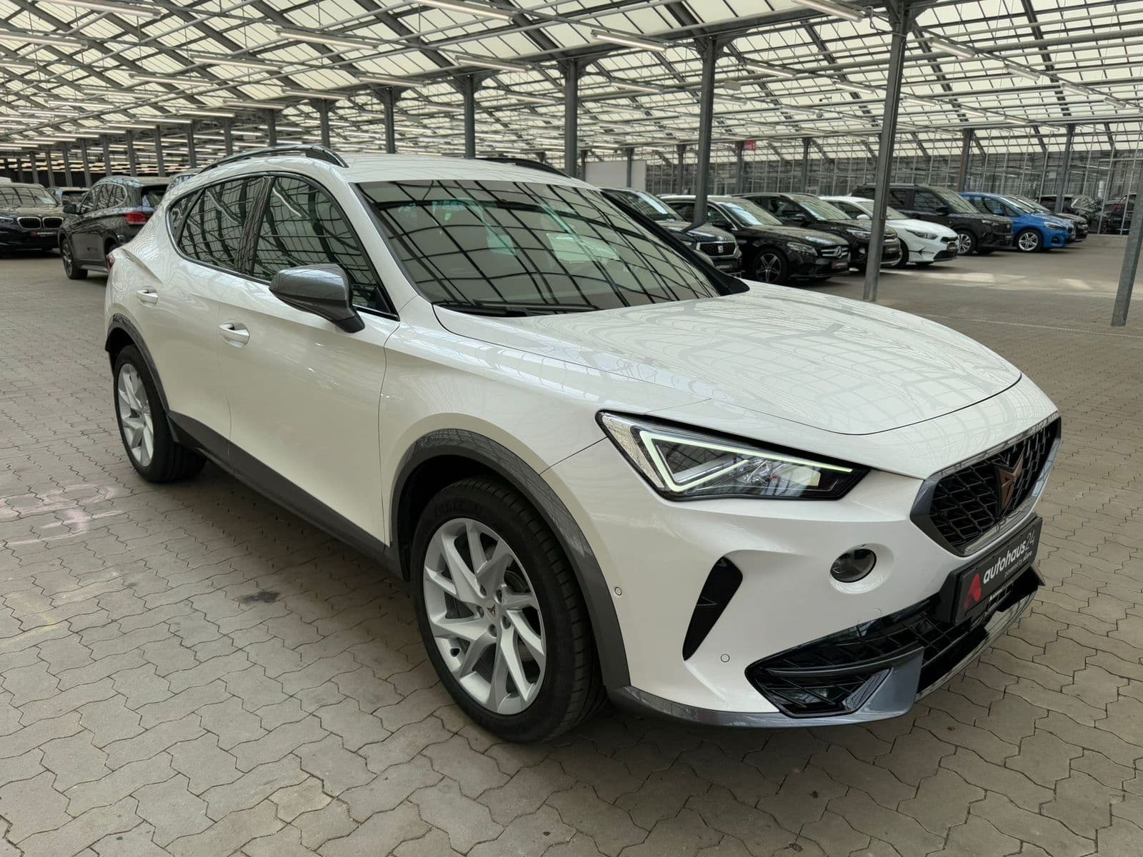 CUPRA Formentor SUV / Crossover / Geländewagen CUPRA Formentor 1.5 TSI 110kW DSG Sports Utility Vehicle #1