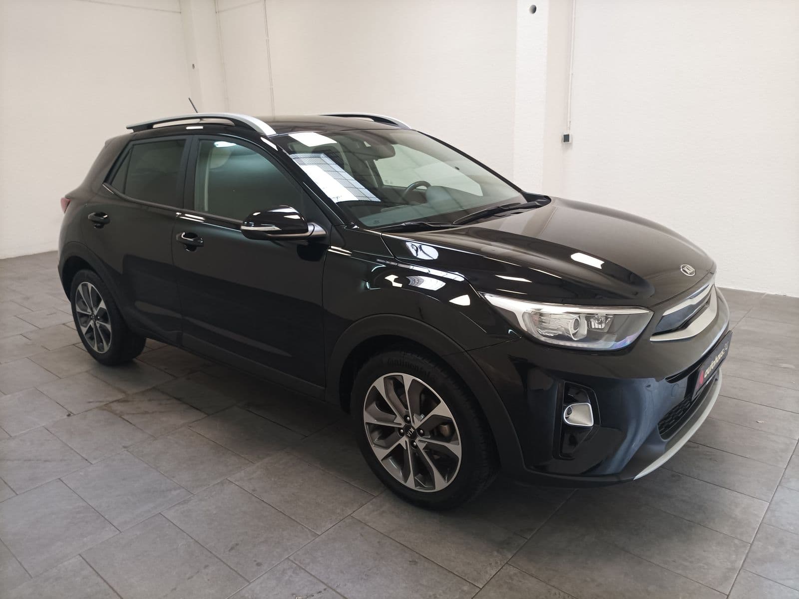 Kia Stonic SUV / Crossover / Geländewagen KIA Stonic 1.0 T-GDI 100 Vision Sports Utility Vehicle