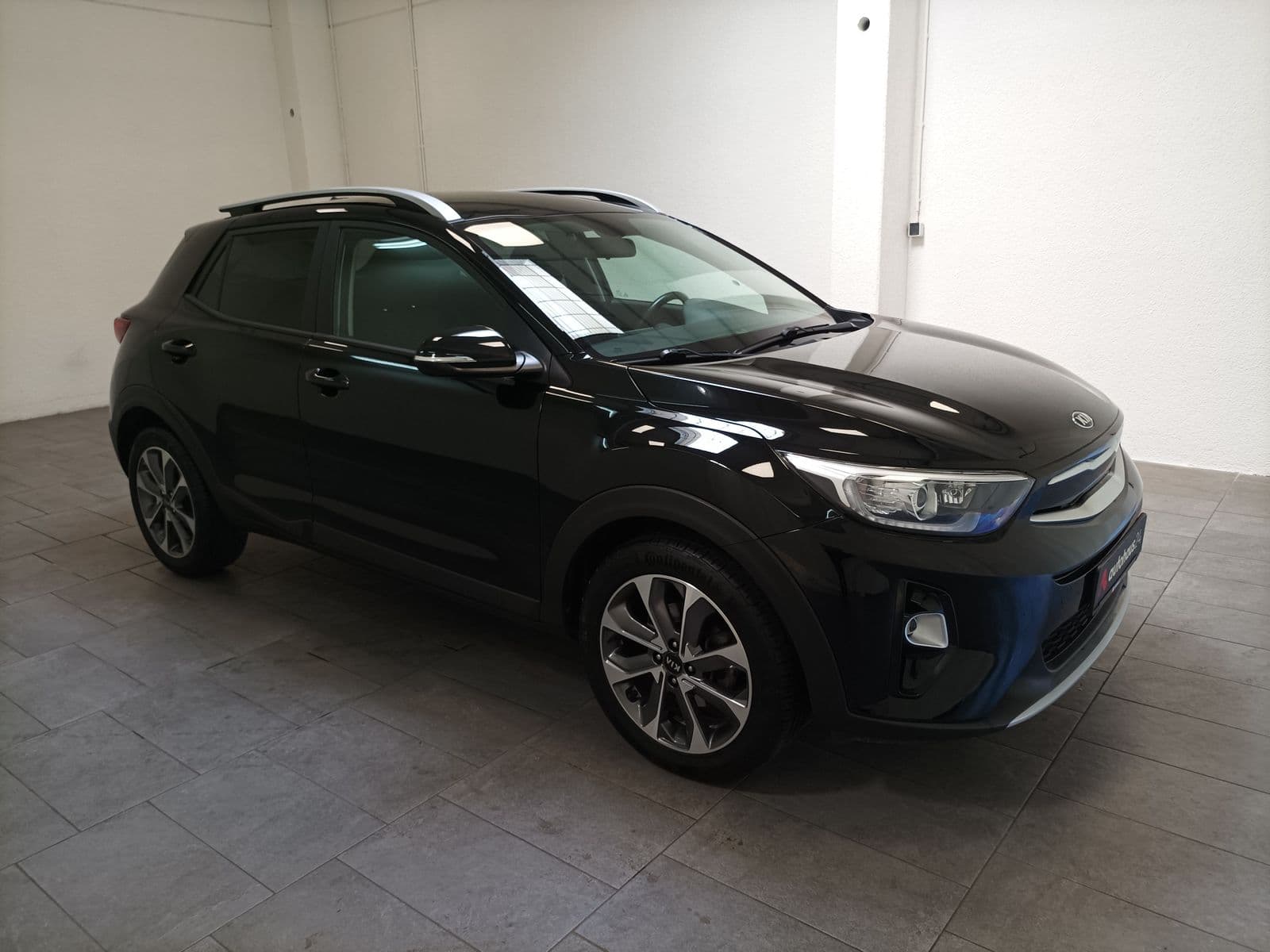 Kia Stonic SUV / Crossover / Geländewagen KIA Stonic 1.0 T-GDI 100 Vision Sports Utility Vehicle