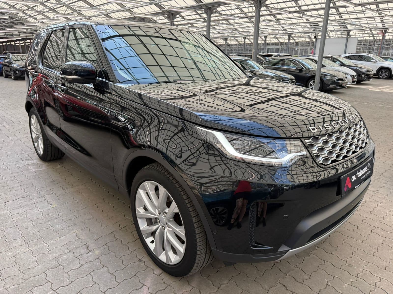 Land Rover Discovery SUV / Crossover / Geländewagen LAND ROVER Discovery D300 MHEV AWD S Automatik Sports Utility Vehicle #1