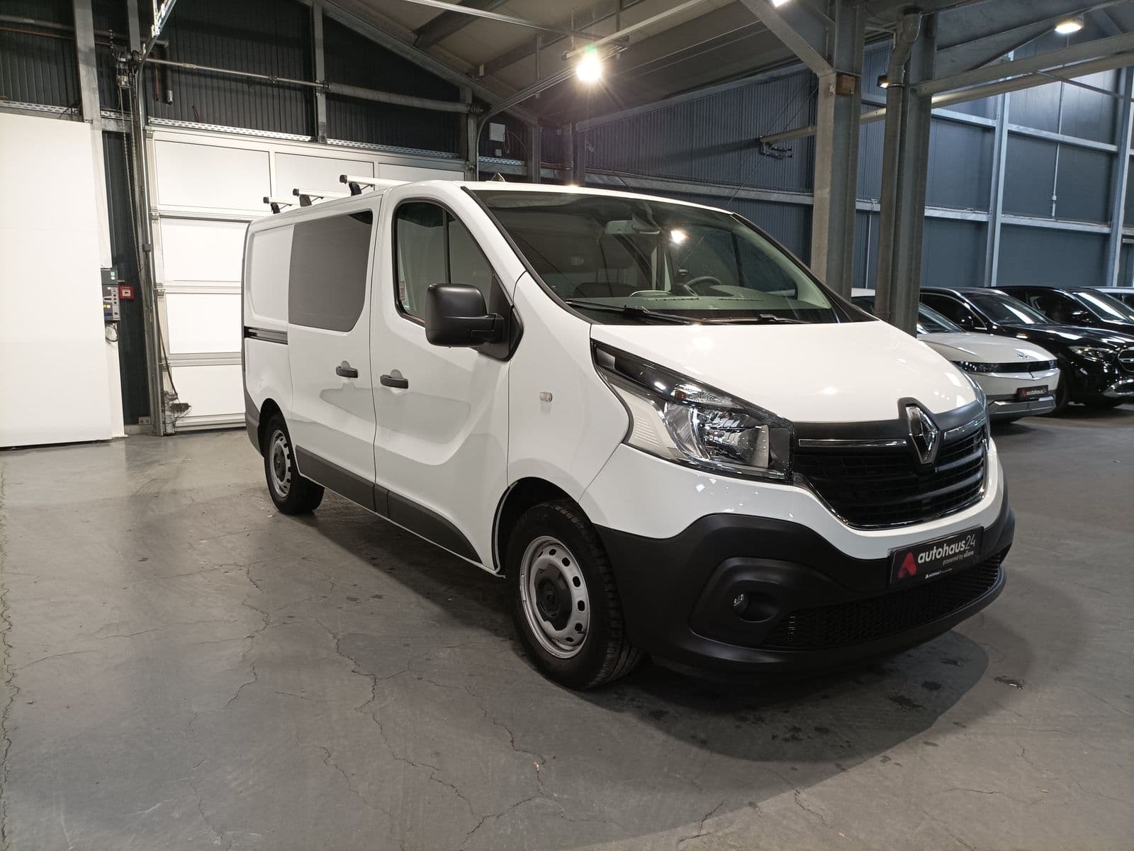 Renault Trafic Transporter RENAULT Trafic L1H1 2.0 ENERGY dCi 145 3,0t Komfort Kastenwagen #1