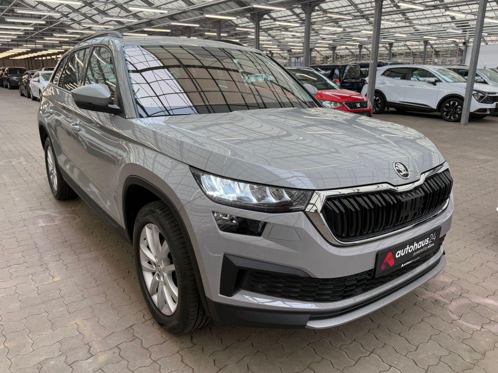 ŠKODA Kodiaq SUV / Crossover / Geländewagen SKODA Kodiaq 1.5 TSI ACT AMBITION Sports Utility Vehicle