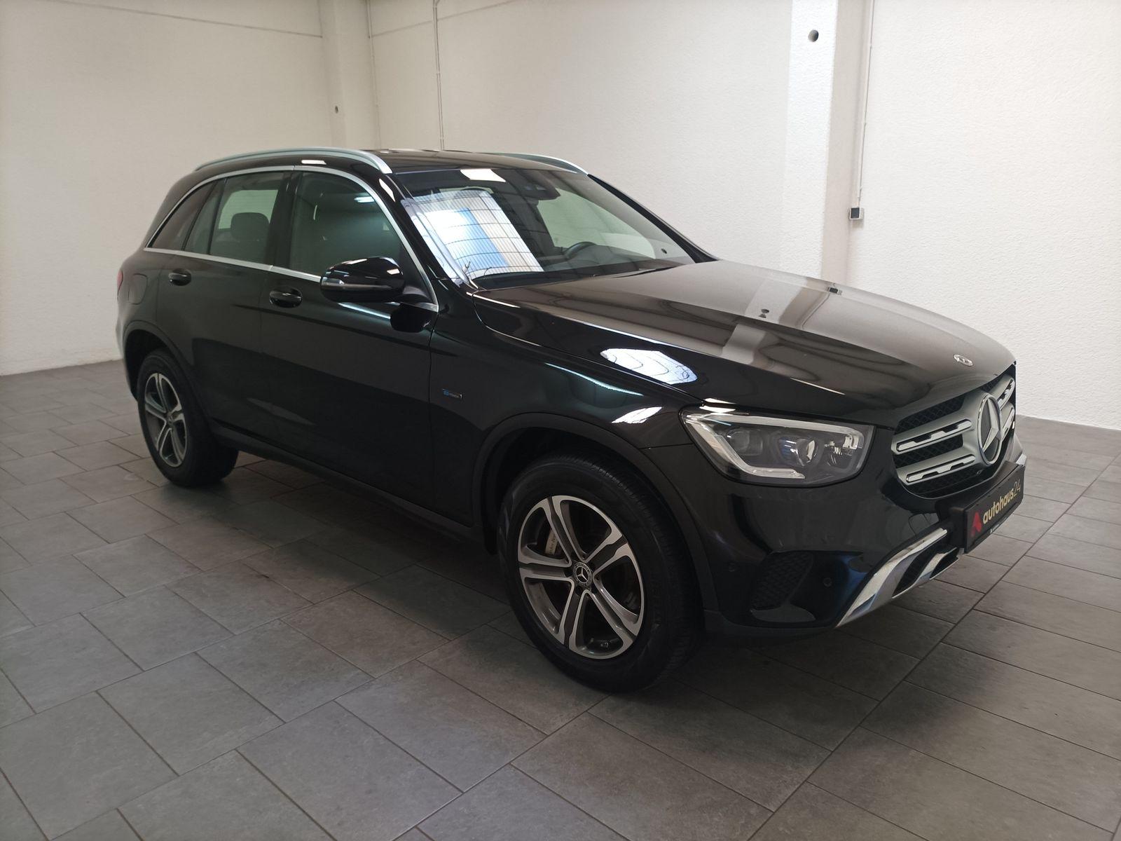 Mercedes-Benz GLC-Klasse SUV / Crossover / Geländewagen MERCEDES GLC GLC 300 e 4MATIC Autom. Sports Utility Vehicle