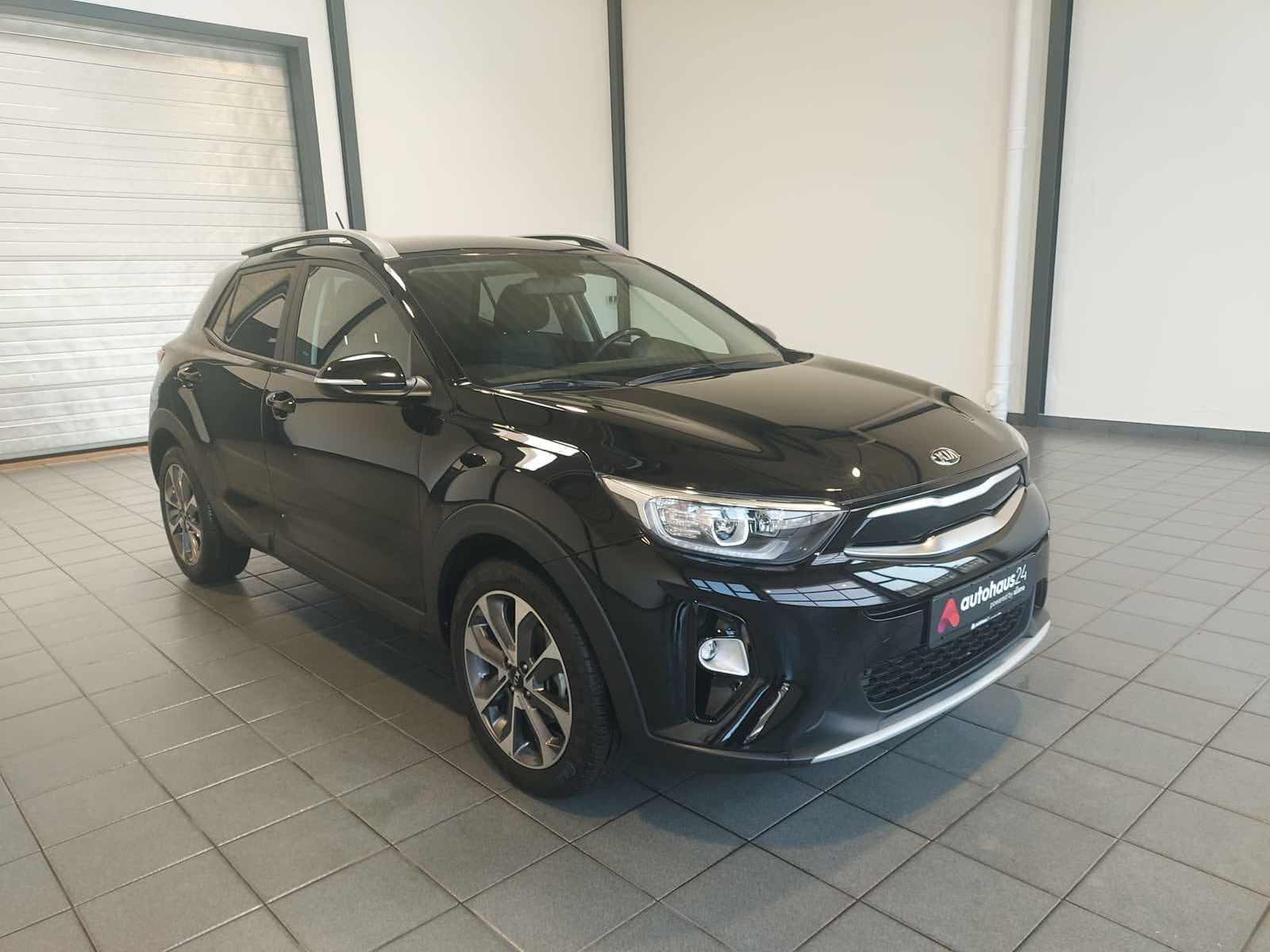 Kia Stonic SUV / Crossover / Geländewagen KIA Stonic 1.0 T-GDI 100 Vision Sports Utility Vehicle #1