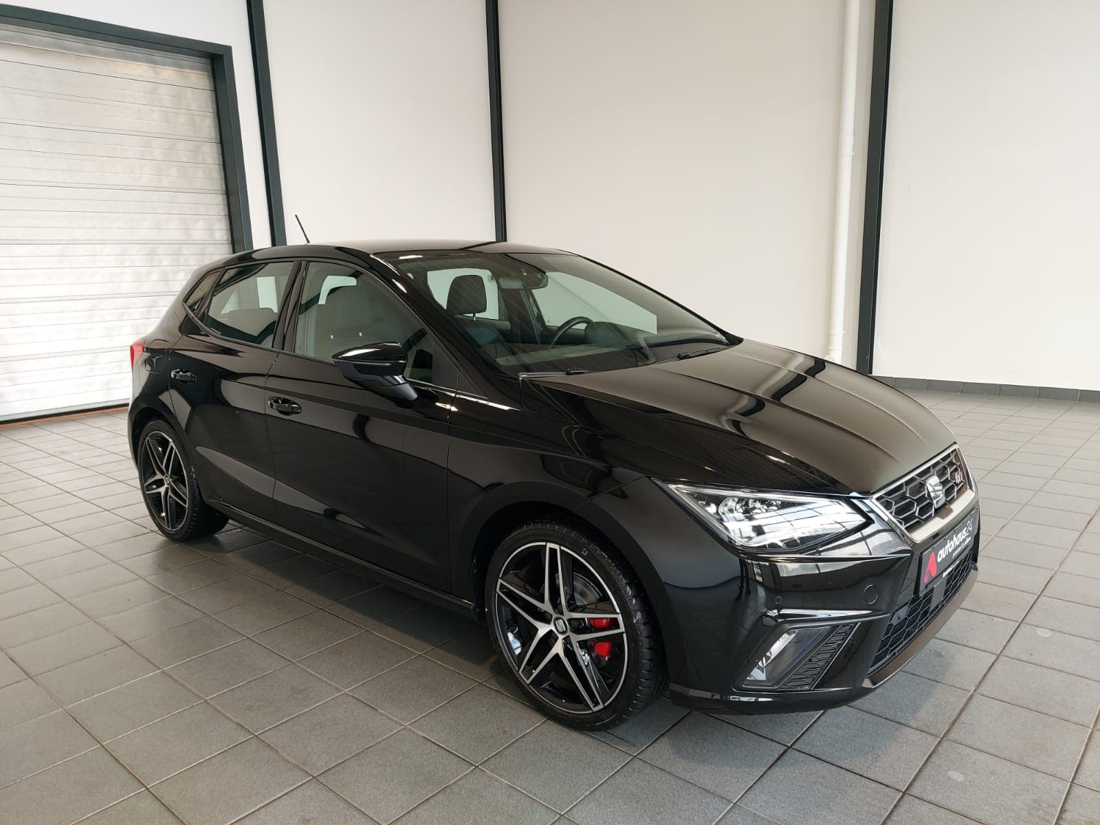 SEAT Ibiza Limousine SEAT Ibiza 1.0 TSI 81kW FR BEATS Schräghecklimousine #1