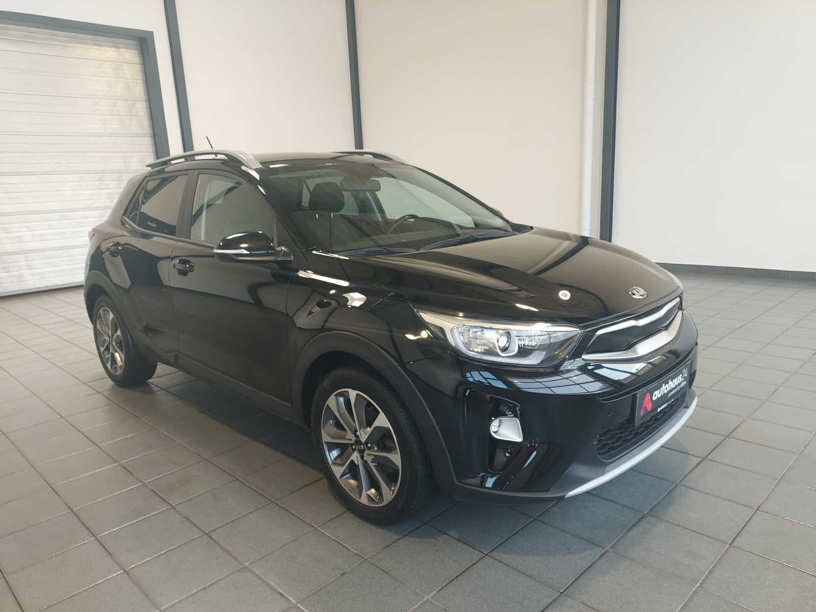 Kia Stonic SUV / Crossover / Geländewagen KIA Stonic 1.0 T-GDI 100 Vision Sports Utility Vehicle #1