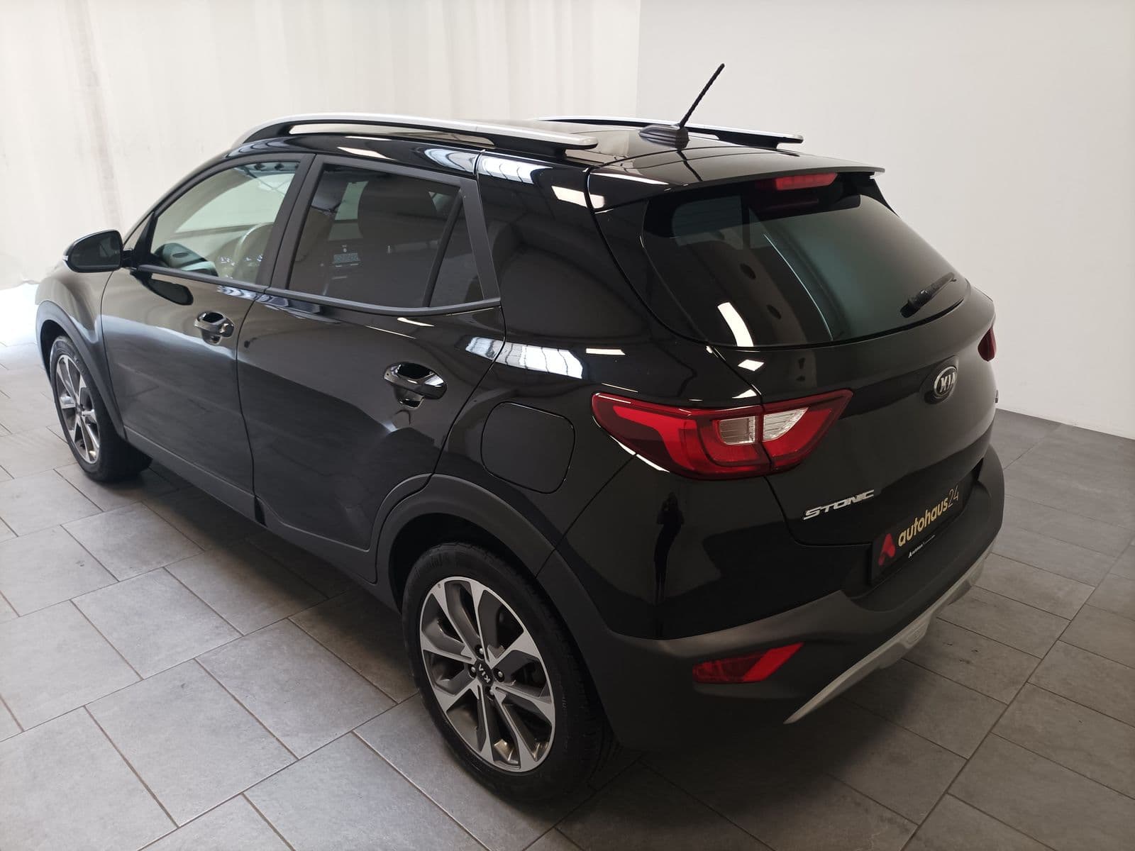 Kia Stonic Geländewagen/SUV Stonic 1.0 T-GDI Vision (EURO 6d-TEMP) #4