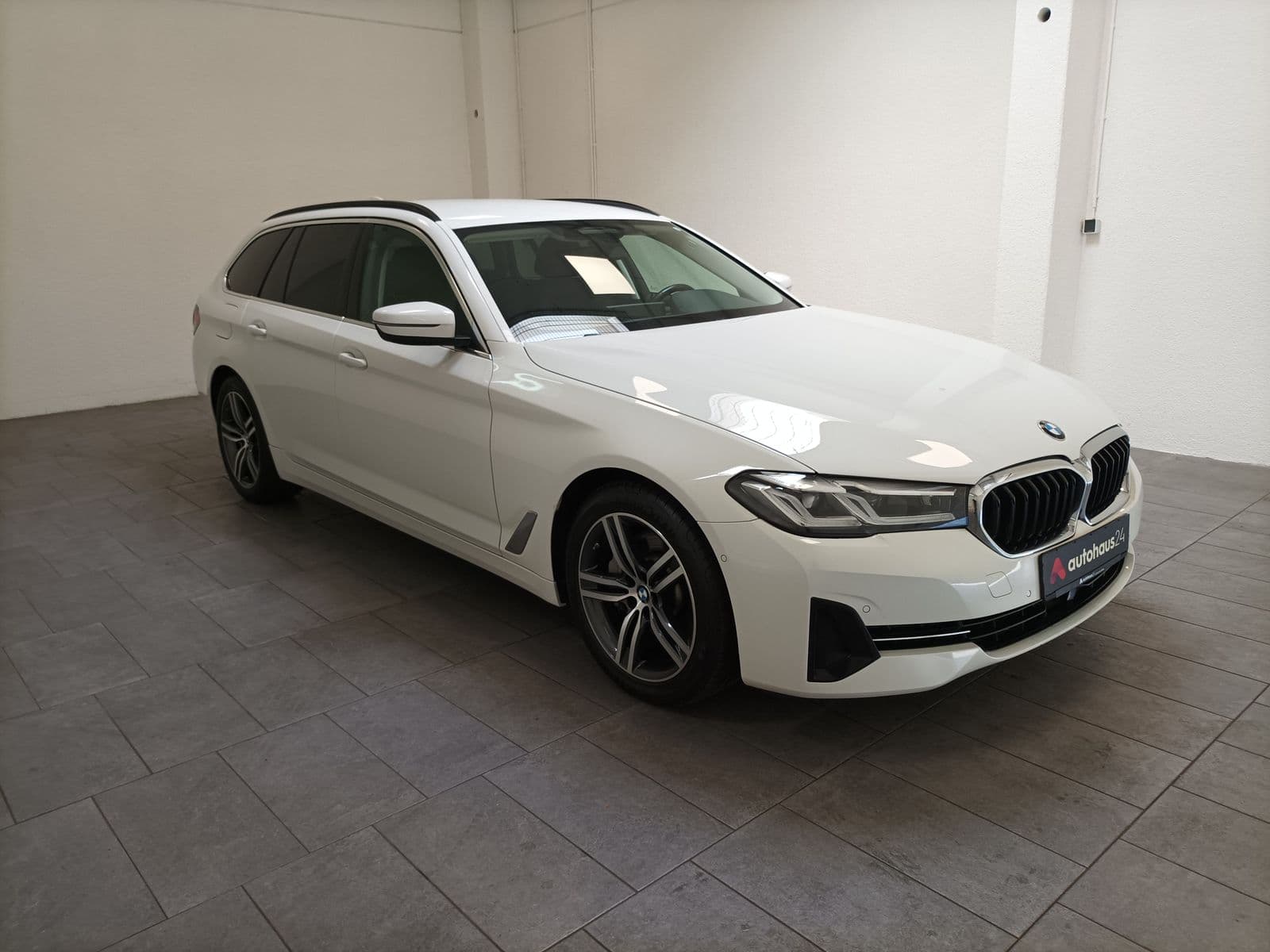 BMW 5er-Reihe Kombi BMW 5er-Reihe 530e Touring A Kombi #1