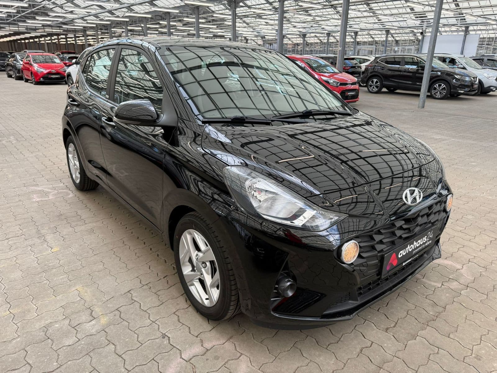 Hyundai i10 Limousine HYUNDAI i10 1.0 Trend Schräghecklimousine