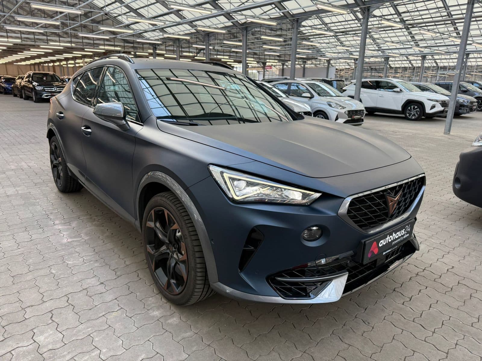 CUPRA Formentor SUV / Crossover / Geländewagen CUPRA Formentor 2.0 TSI 228kW VZ 4Drive DSG Sports Utility Vehicle #1