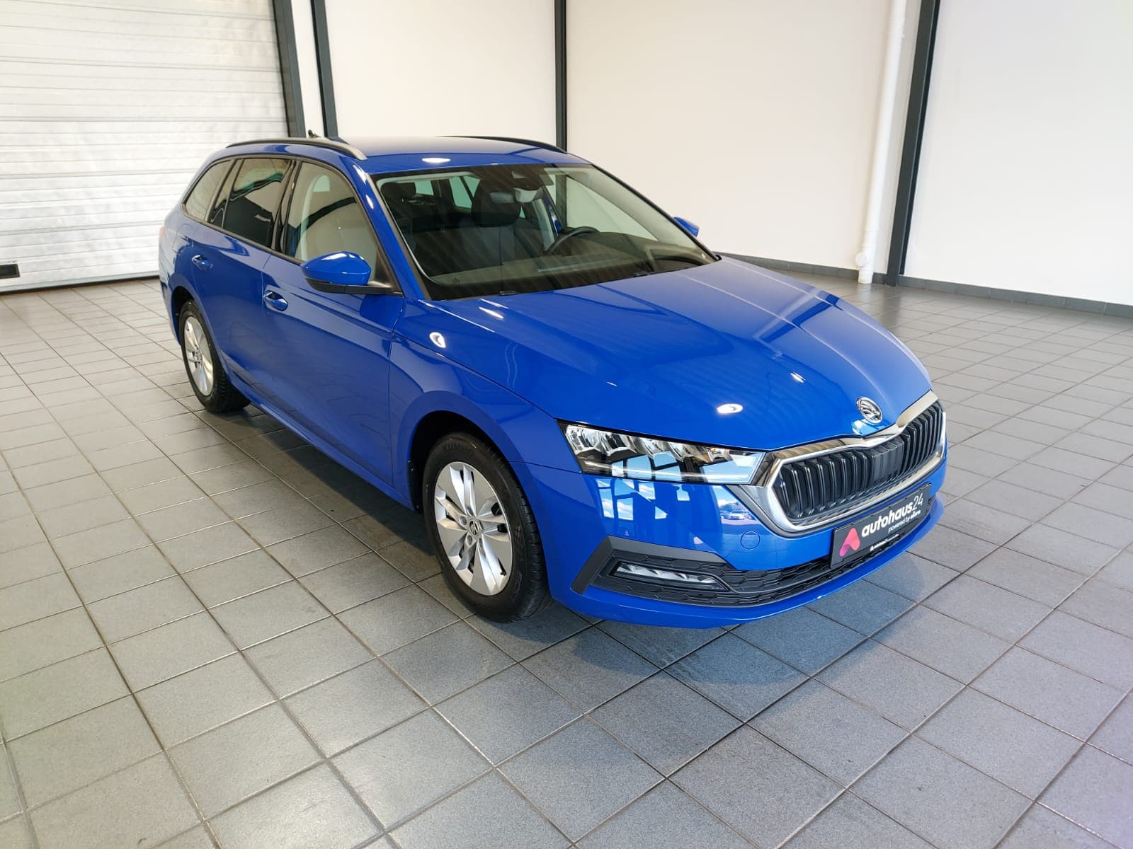 ŠKODA Octavia Kombi SKODA Octavia 1.0 TSI AMBITION COMBI Kombi #1