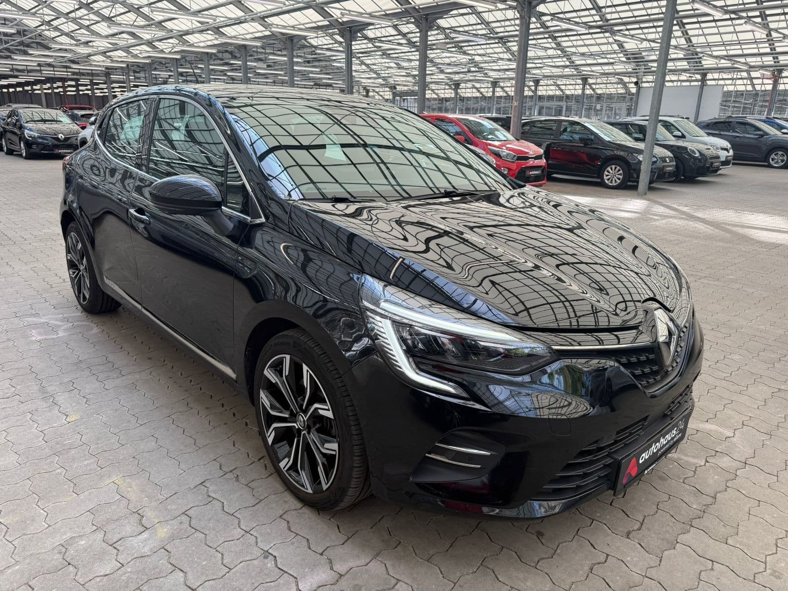 Renault Clio Limousine RENAULT Clio TCe 130 EDC GPF Intens Schräghecklimousine #1