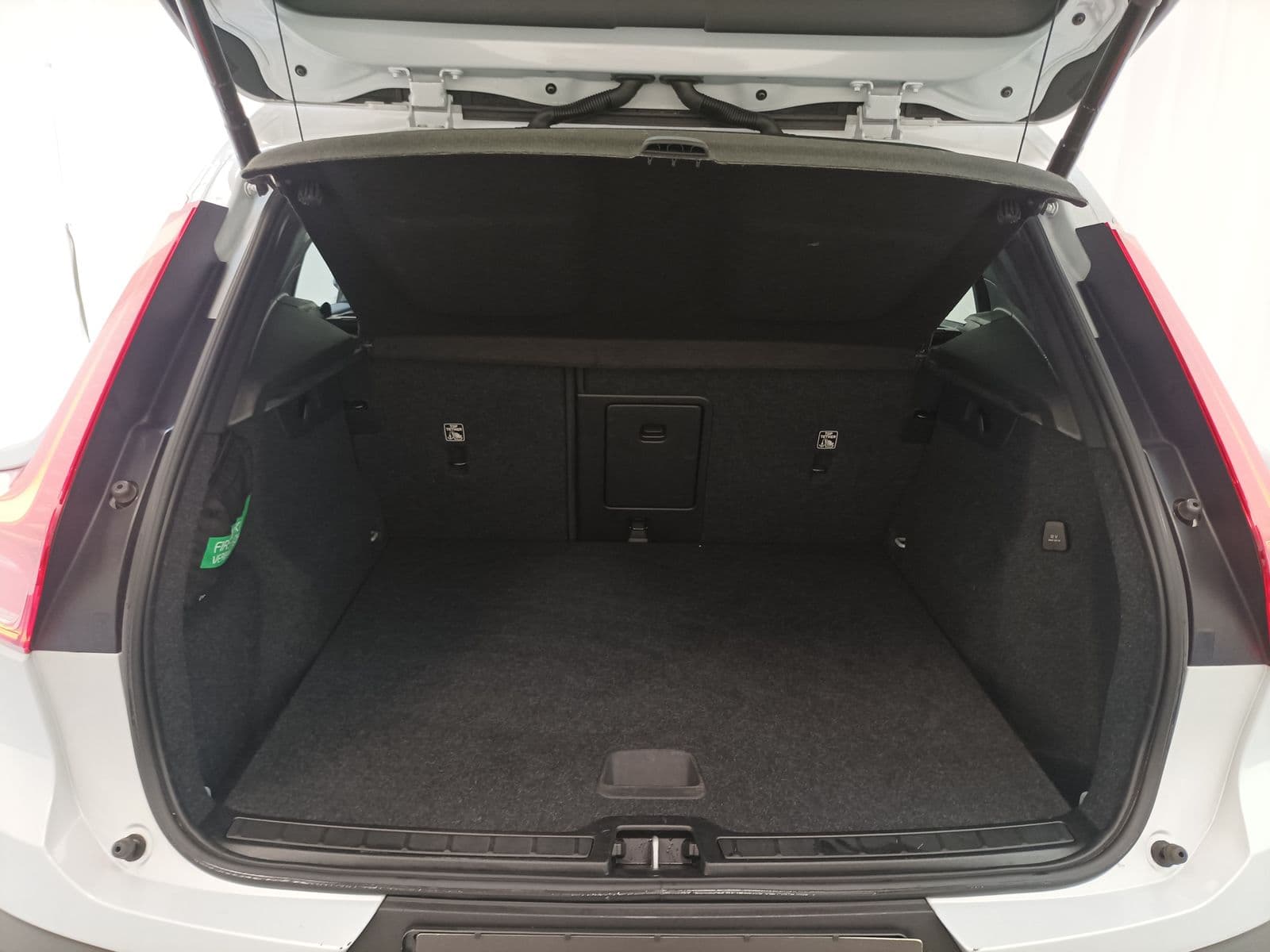 Volvo XC40 Geländewagen/SUV XC 40 T4 TwinEng 2WD Inscription Expr Plug-In(E6d) #6