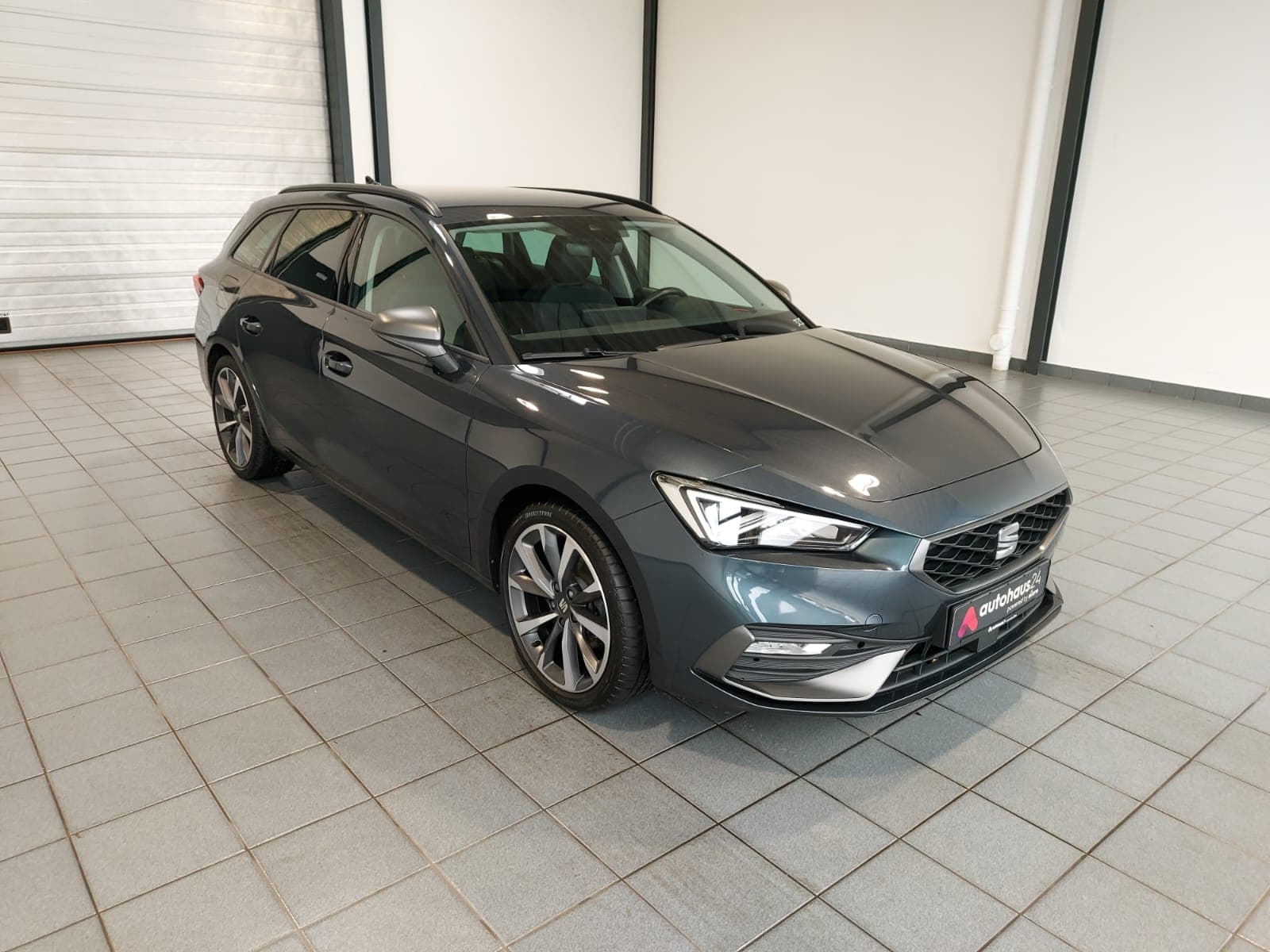 SEAT Leon Kombi SEAT Leon 1.5 TSI ACT 110kW FR Sportstourer Kombi #1