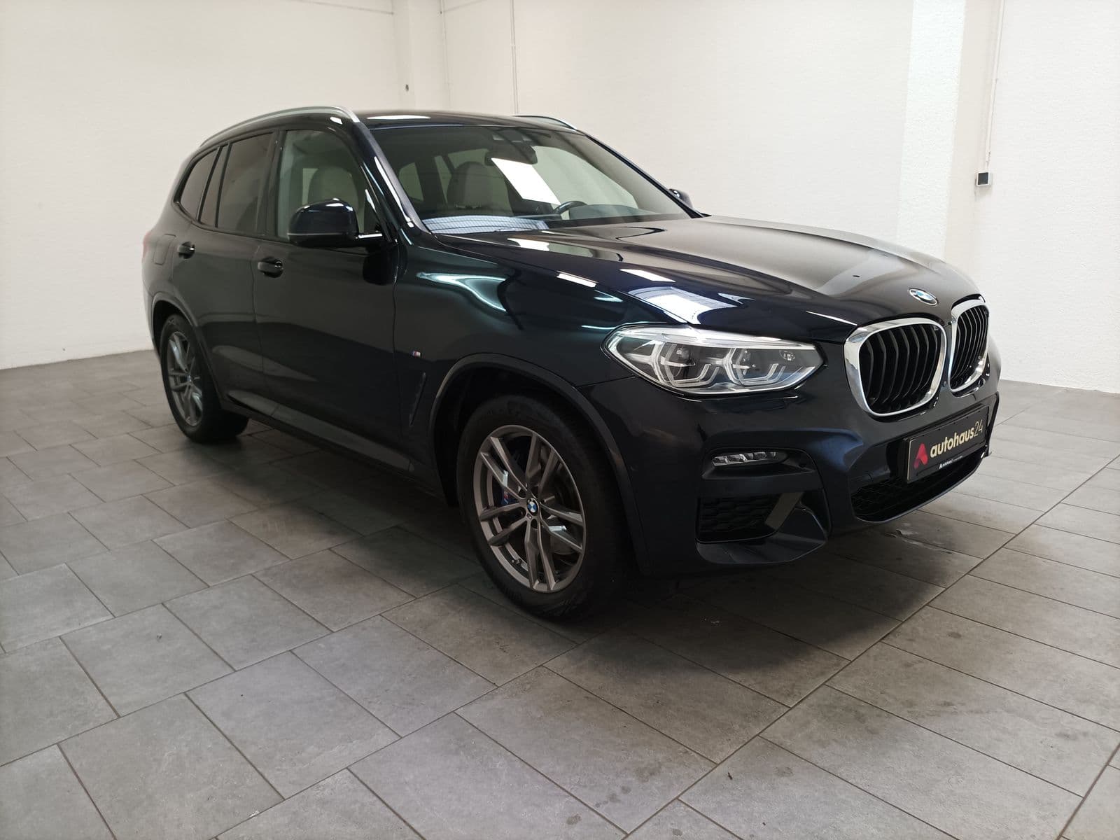 BMW X3 SUV / Crossover / Geländewagen BMW X3 xDrive30i M SPORT AT Sports Utility Vehicle #1