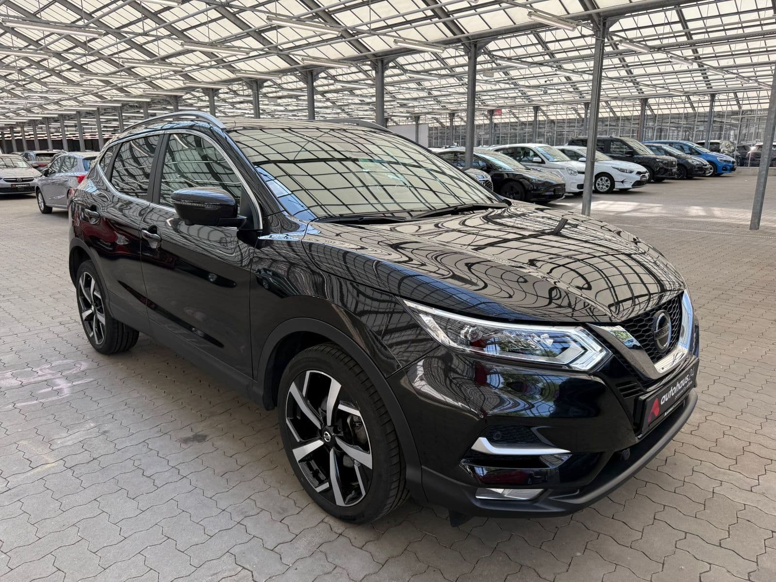 Nissan Qashqai SUV / Crossover / Geländewagen NISSAN Qashqai 1.3 DIG-T DCT 158PS Akari Crossover #1