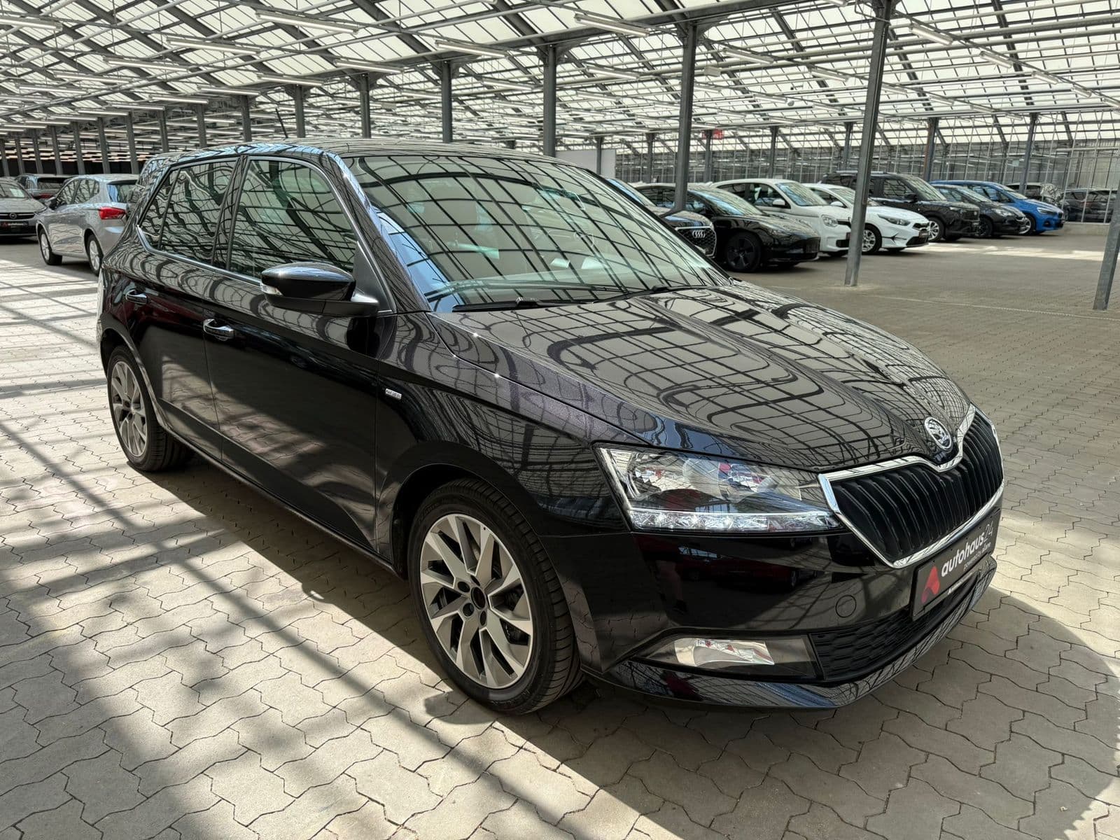 ŠKODA Fabia Limousine SKODA Fabia 1.0l TSI 70kW DSG CLEVER Schräghecklimousine #1