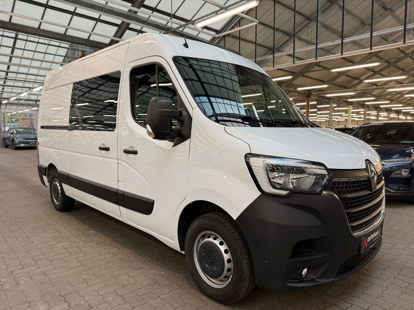 Renault Master Transporter RENAULT Master 2.3 dCi 150 3,5t L2H2 Front Basis Kastenwagen #1