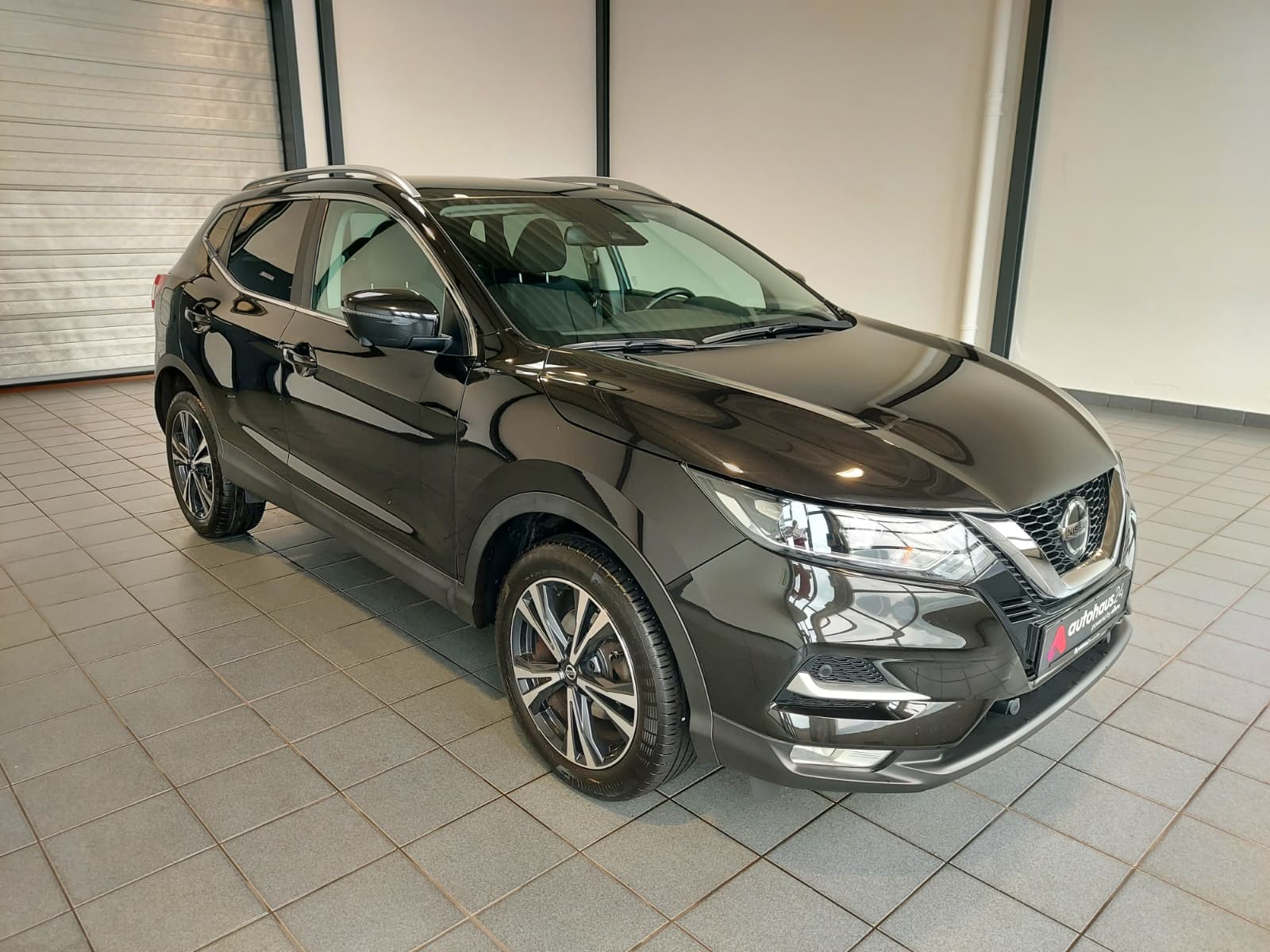 Nissan Qashqai SUV / Crossover / Geländewagen NISSAN Qashqai 1.3 DIG-T DCT 158PS Zama Crossover #1