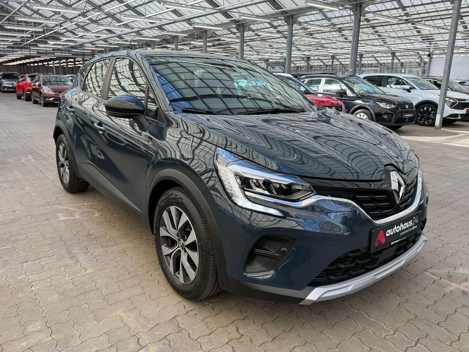 Renault Captur SUV / Crossover / Geländewagen RENAULT Captur TCe 140 EDC Business Edition Sports Utility Vehicle