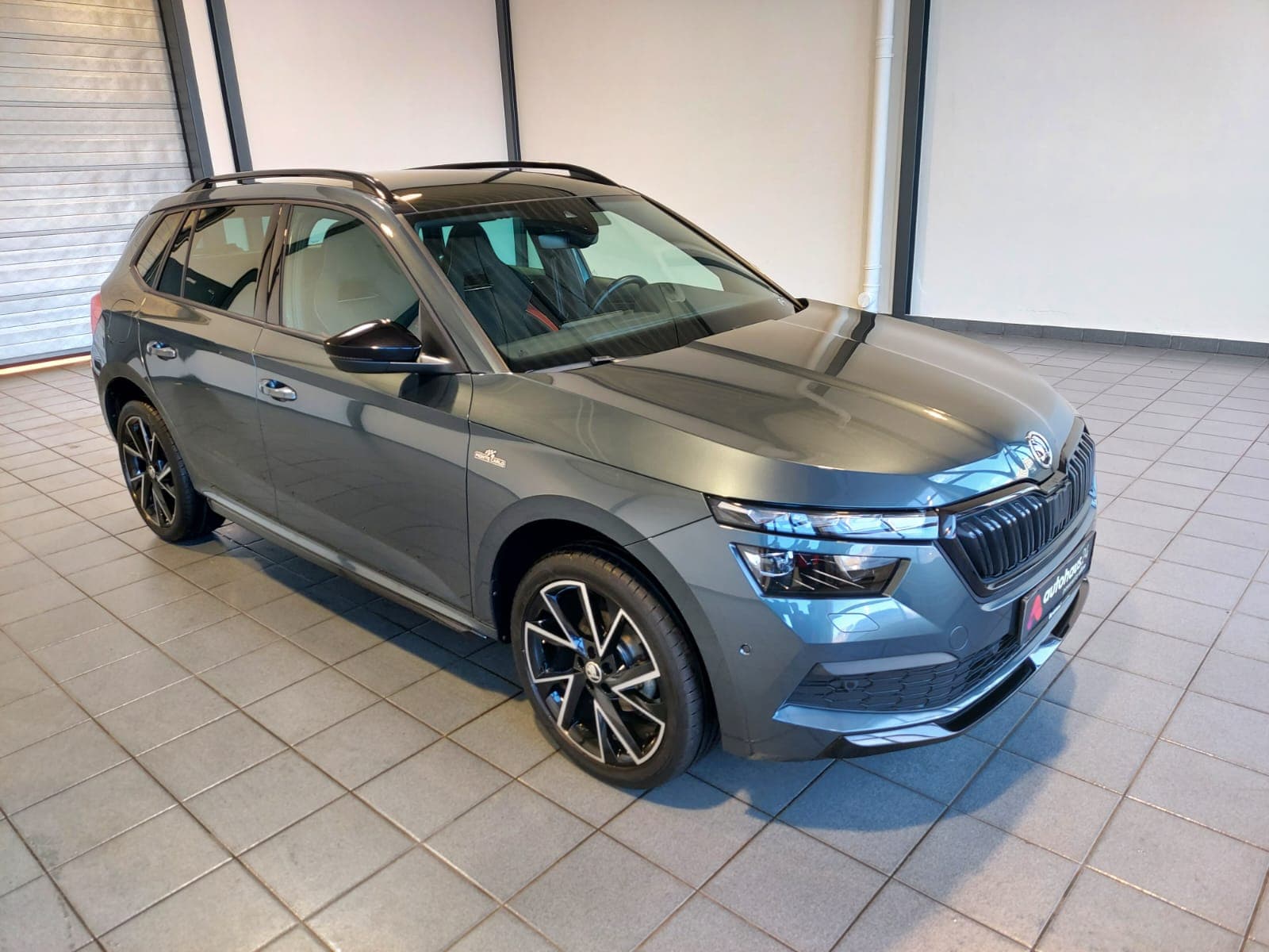 ŠKODA Kamiq SUV / Crossover / Geländewagen SKODA Kamiq 1.5 TSI ACT DSG MONTE CARLO Sports Utility Vehicle #1