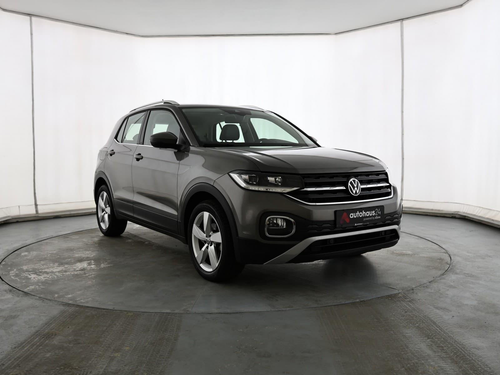 Volkswagen T-Cross SUV / Crossover / Geländewagen VOLKSWAGEN T-Cross 1.0 TSI OPF 81 kW DSG Style Sports Utility Vehicle #1