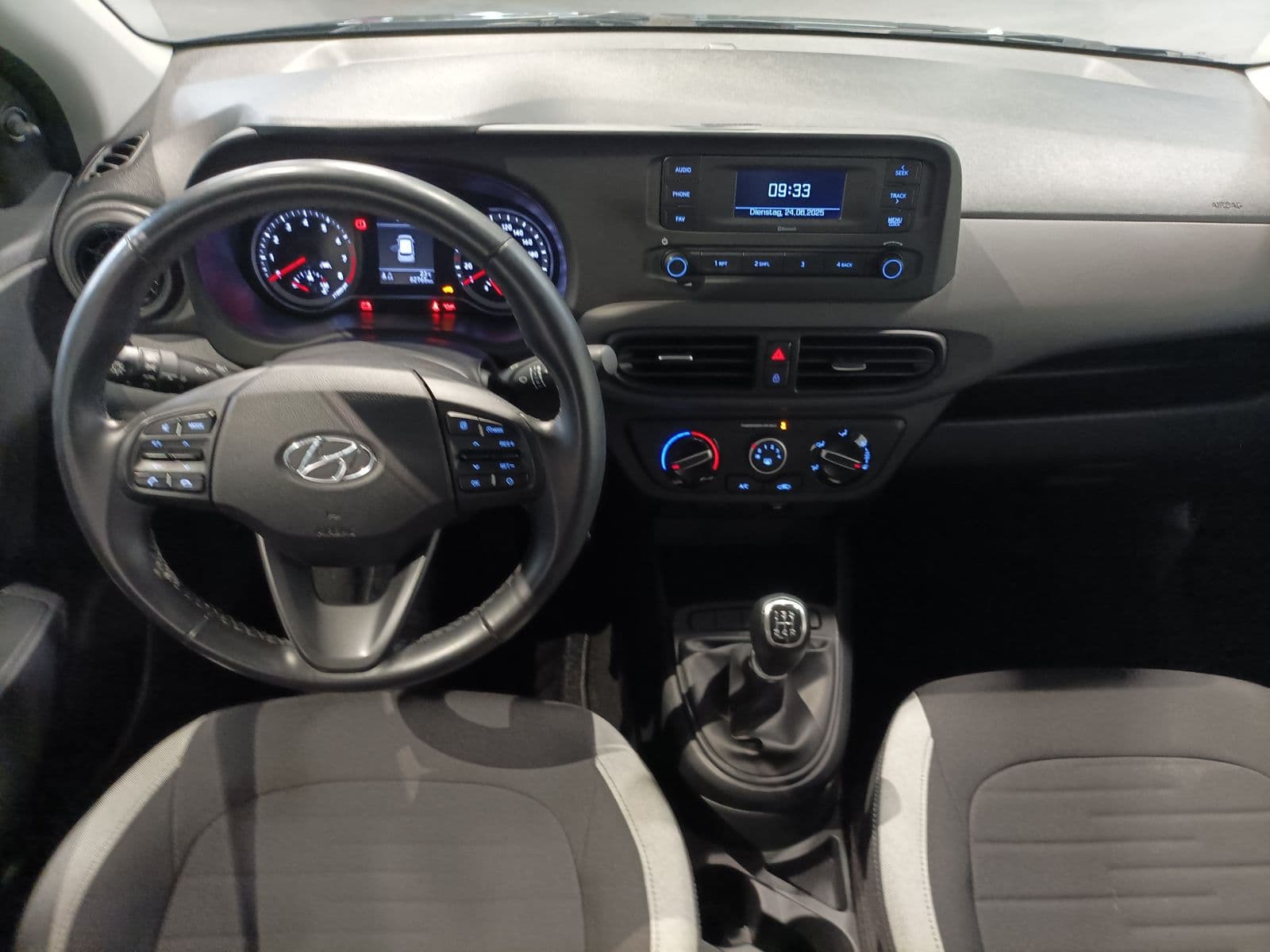 Hyundai i10 Kleinwagen i10 1.0 Select #9