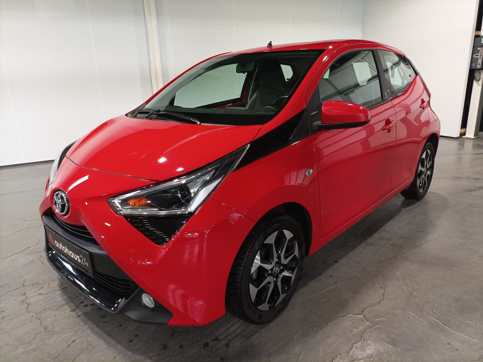 Toyota Aygo Kleinwagen Aygo 1.0 Team D #3