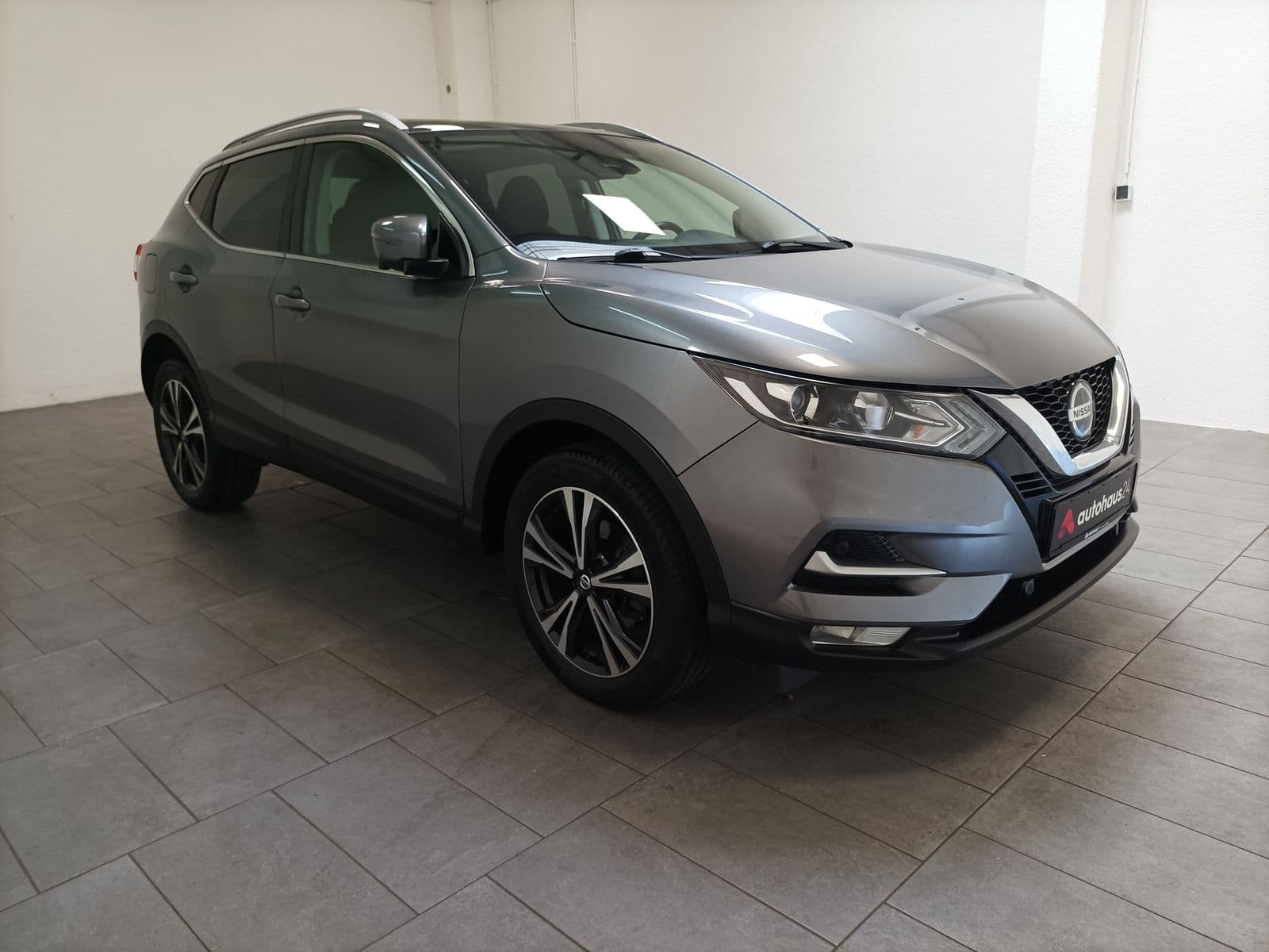 Nissan Qashqai SUV / Crossover / Geländewagen NISSAN Qashqai 1.3 DIG-T DCT 158PS Zama Crossover #1