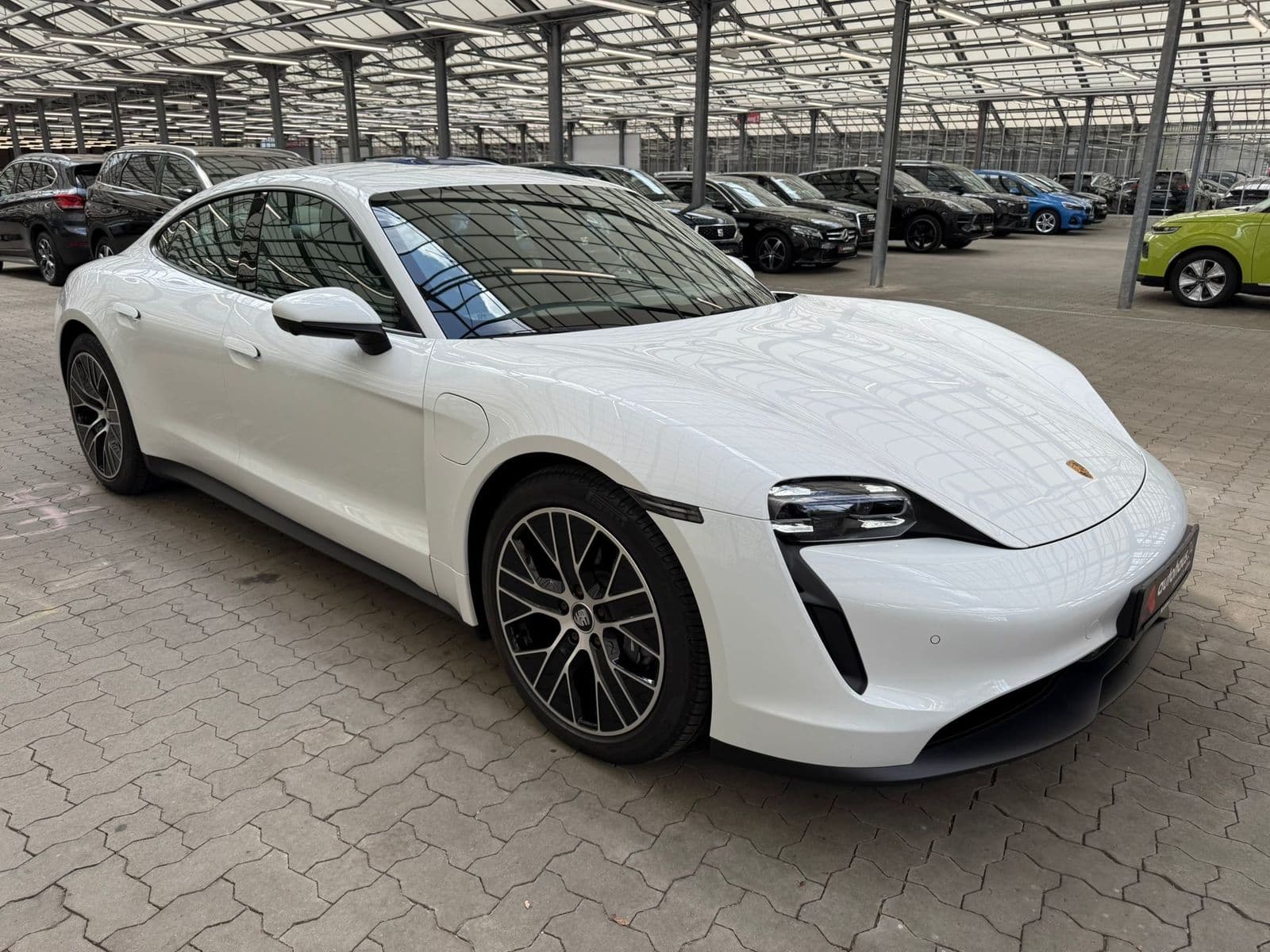 Porsche Taycan Coupé PORSCHE Taycan - Coupé #1