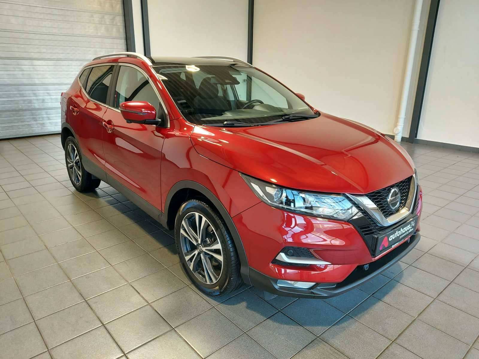 Nissan Qashqai SUV / Crossover / Geländewagen NISSAN Qashqai 1.3 DIG-T DCT 158PS Zama Crossover #1