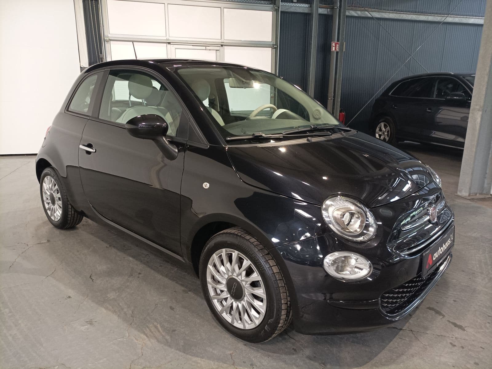 Fiat 500 Schräghecklimousine FIAT 500 1.2 8V Dualogic LOUNGE Schräghecklimousine #1