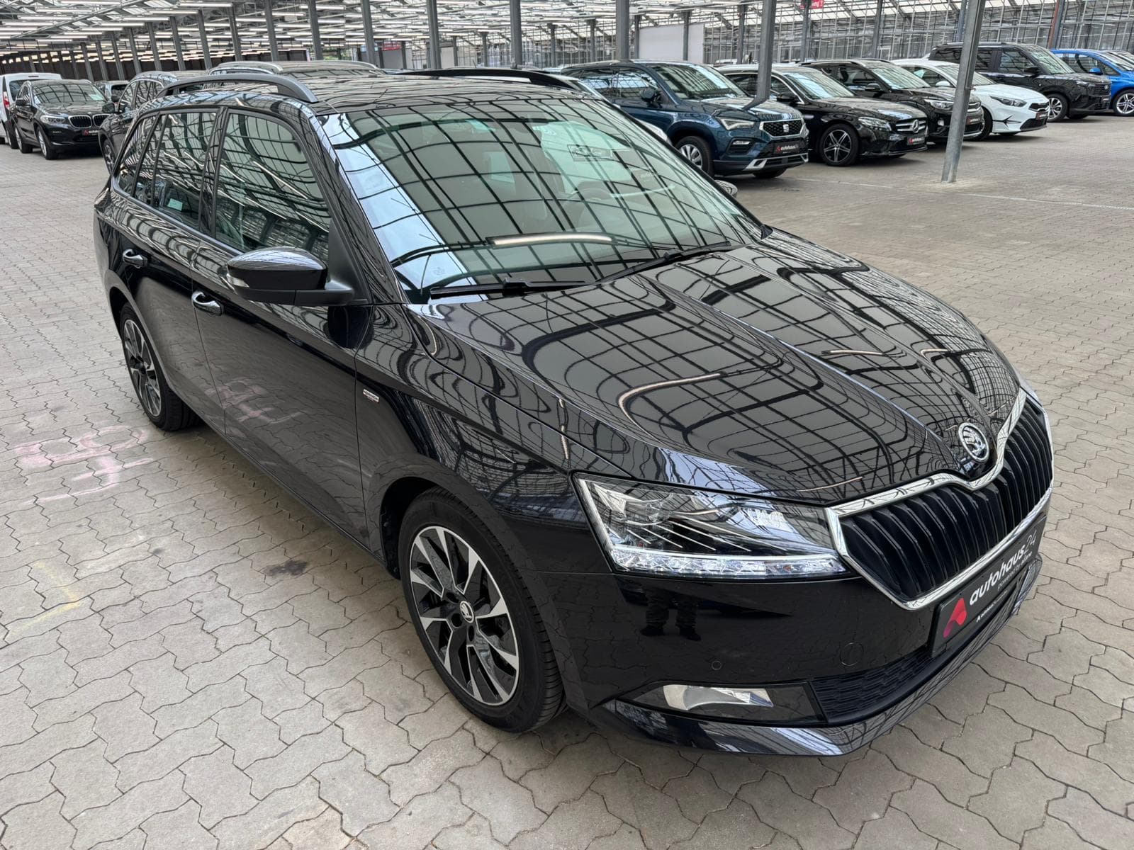 ŠKODA Fabia Kombi SKODA Fabia 1.0l TSI 81kW Drive Combi Kombi #1