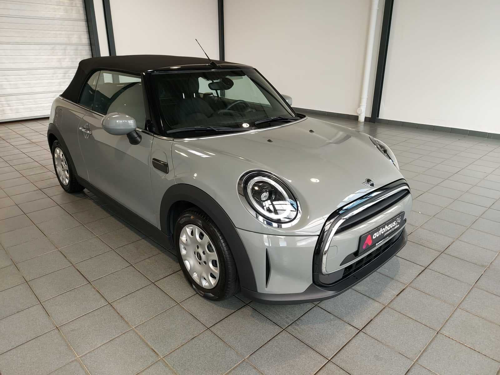 MINI Cabrio Cabrio / Roadster MINI MINI One Cabrio Essential Trim Cabriolet #1