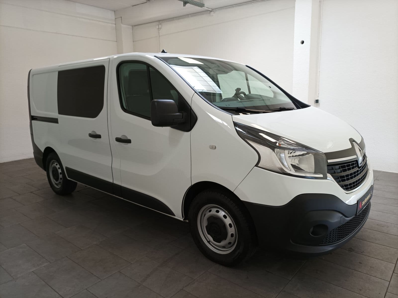 Renault Trafic Transporter RENAULT Trafic L1H1 2.0 ENERGY dCi 145 3,0t Komfort Kastenwagen #1