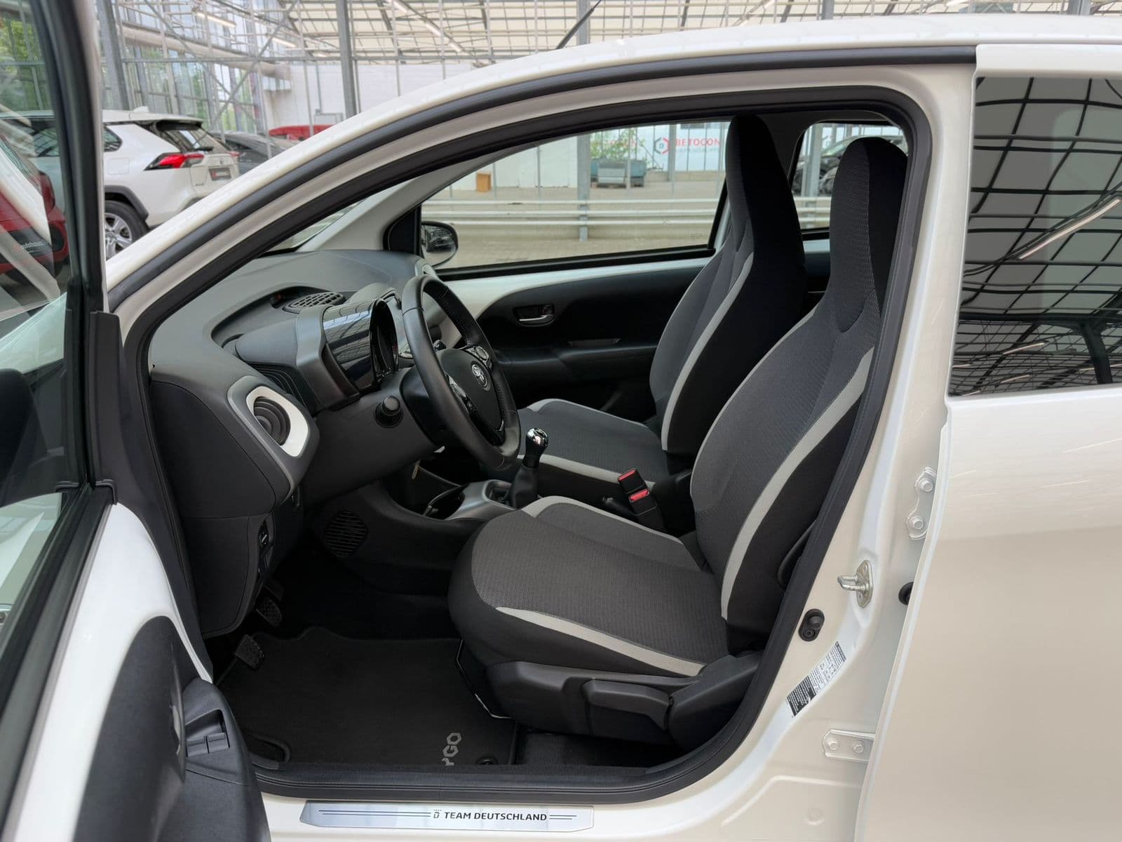 Toyota Aygo Limousine Aygo 1.0 Team D (EURO 6d) #8