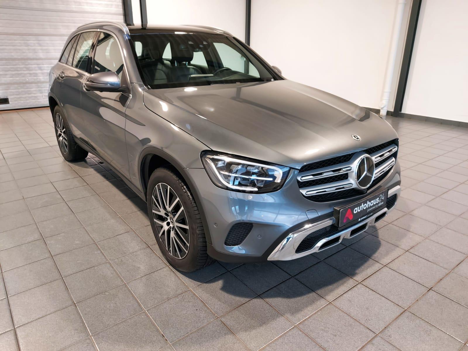 Mercedes-Benz GLC-Klasse SUV / Crossover / Geländewagen MERCEDES GLC GLC 300 e 4MATIC Autom. Sports Utility Vehicle