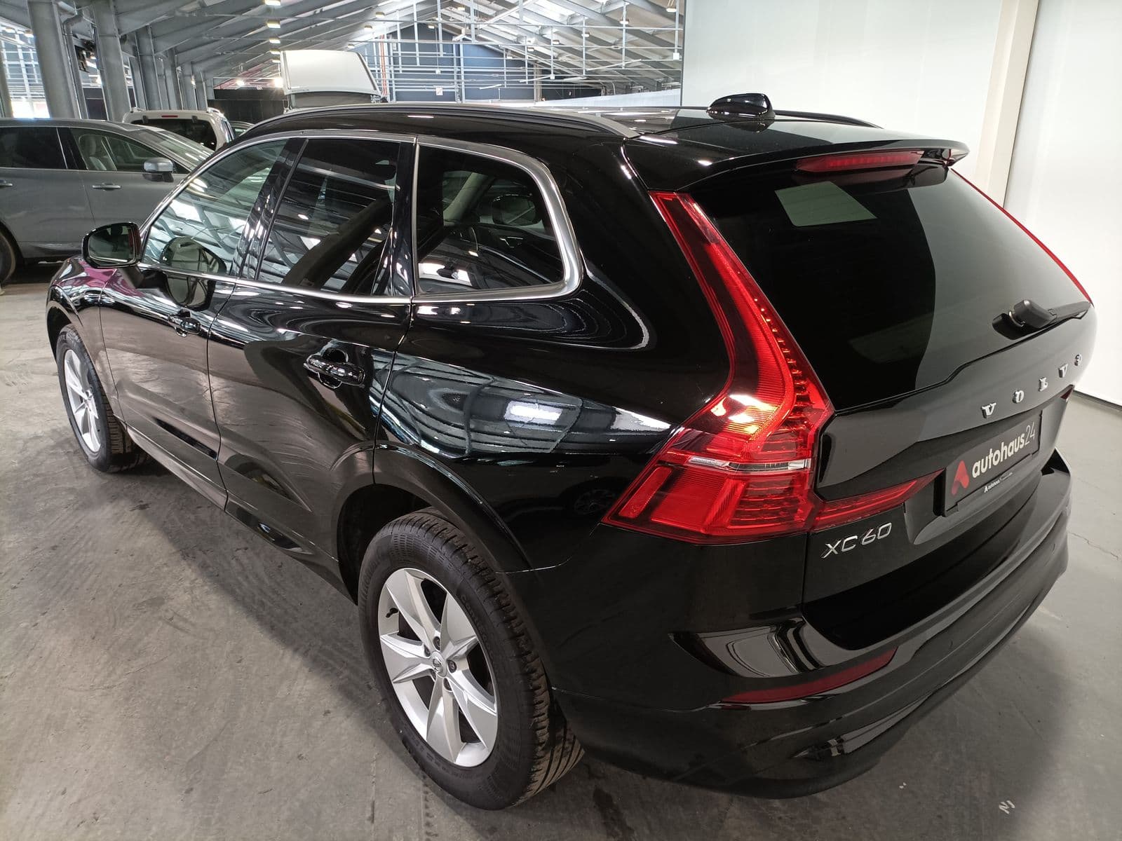 Volvo XC60 Geländewagen/SUV XC 60 B4 (Diesel) AWD Momentum Pro #4