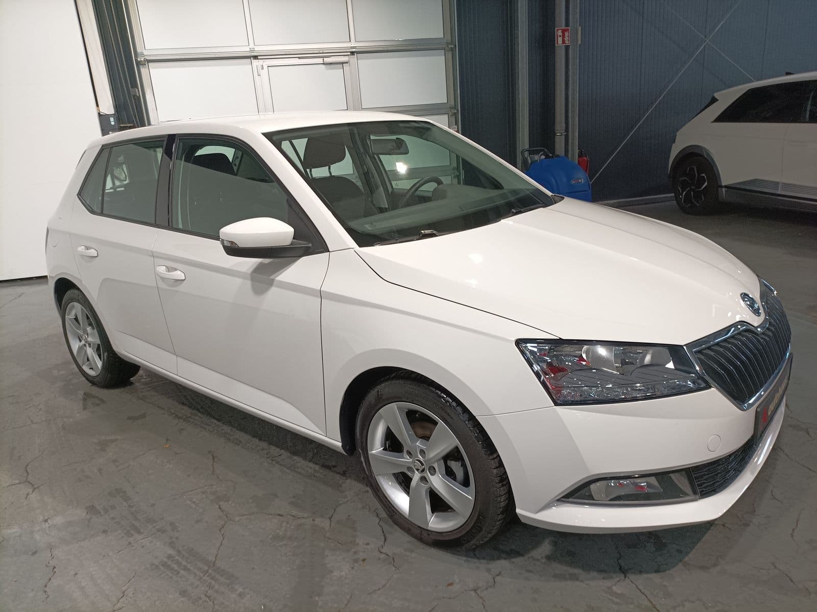 ŠKODA Fabia Schräghecklimousine SKODA Fabia 1.0l MPI 44kW COOL PLUS Schräghecklimousine #1