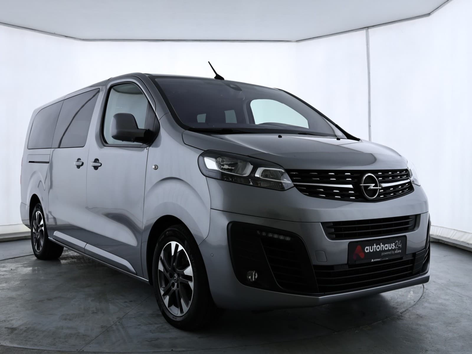 Opel Zafira Life Sonstige OPEL Zafira Life 2.0 Diesel 106kW Edition L Auto Van #1