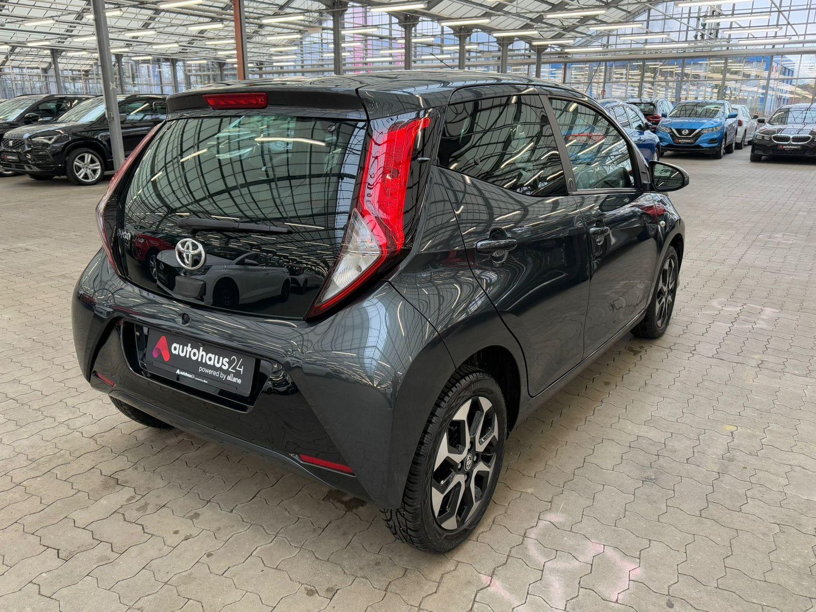 Toyota Aygo Kleinwagen Aygo 1.0 Team D (EURO 6d)