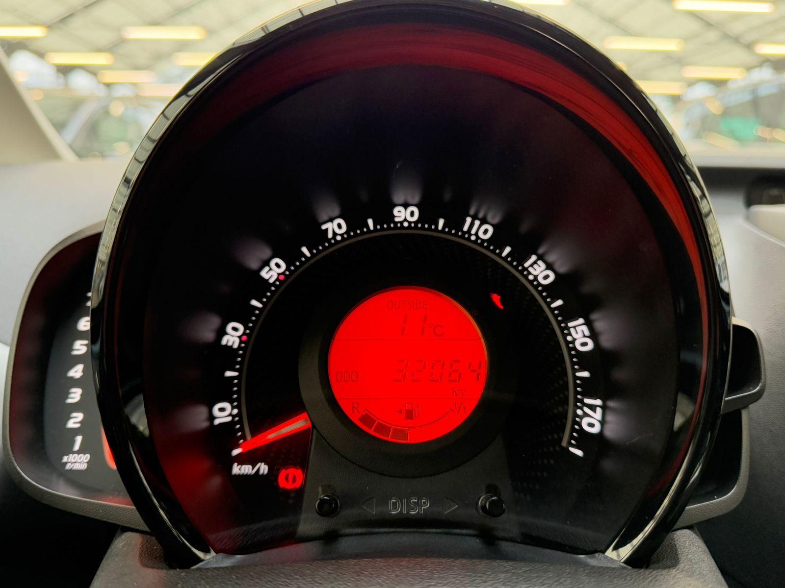 Toyota Aygo Kleinwagen Aygo 1.0 Team D (EURO 6d)