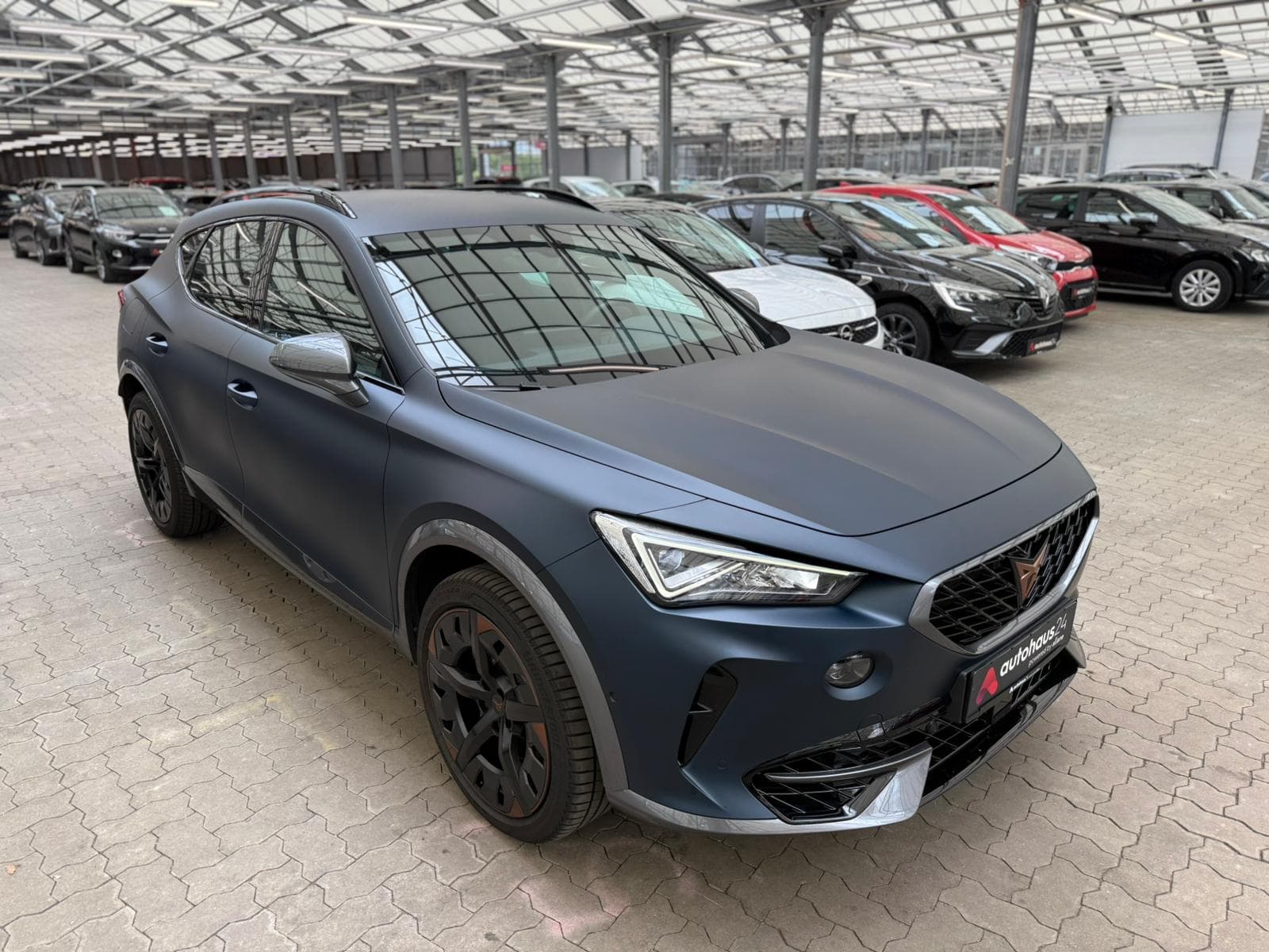 CUPRA Formentor SUV / Crossover / Geländewagen CUPRA Formentor 2.0 TSI 228kW VZ 4Drive DSG Sports Utility Vehicle #1