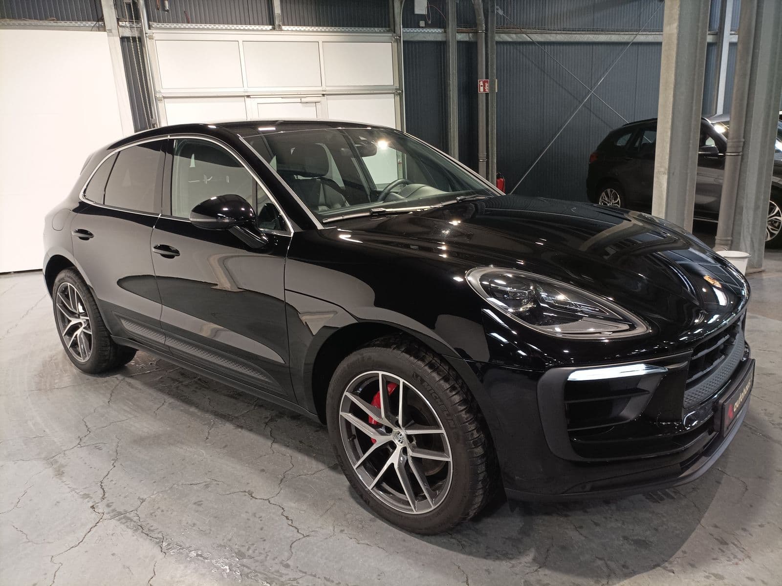 Porsche Macan SUV / Crossover / Geländewagen PORSCHE Macan S Sports Utility Vehicle #1