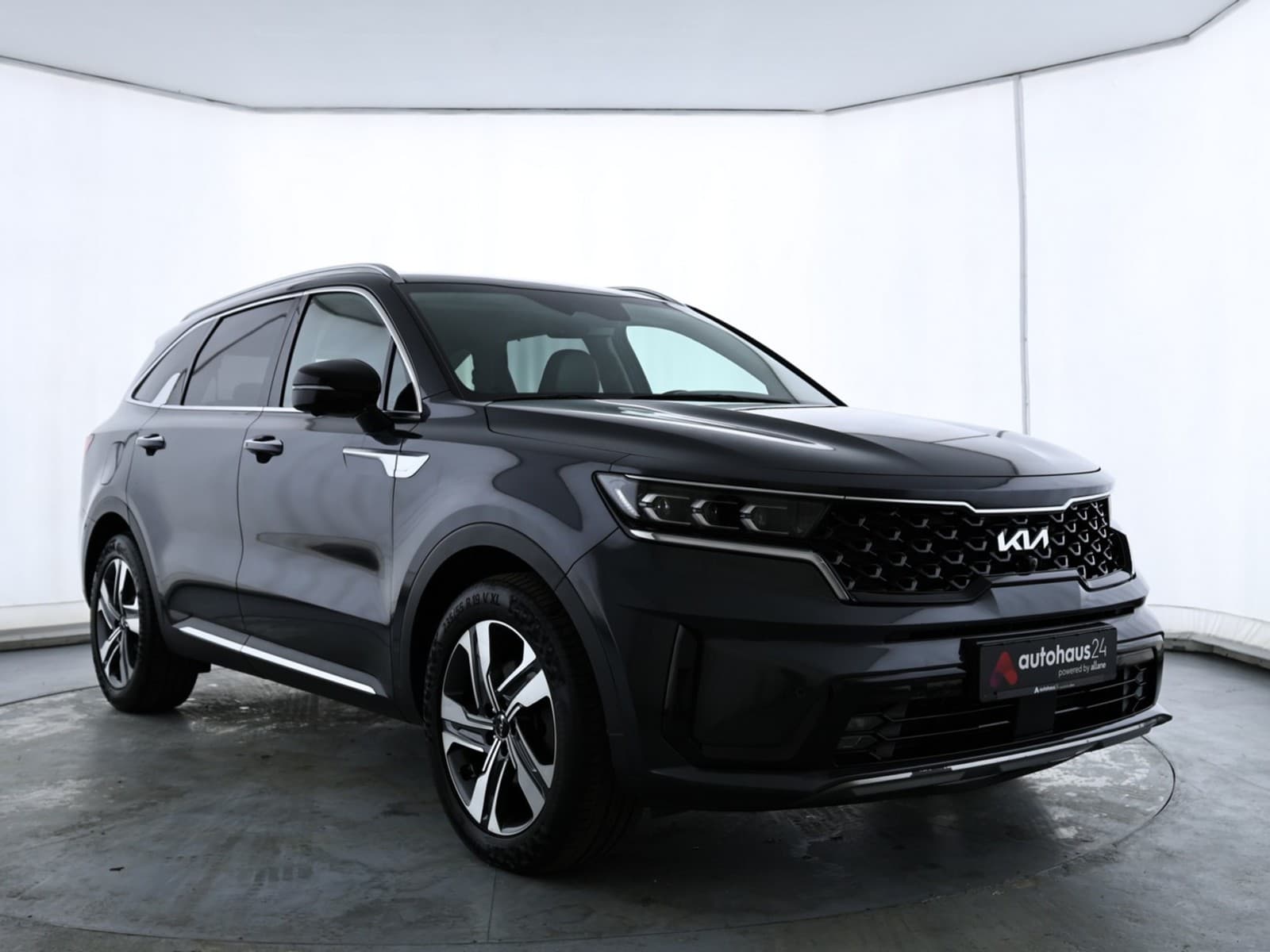 Kia Sorento SUV / Crossover / Geländewagen KIA Sorento 1.6 T-GDI Plug-in Hybrid AWD Spirit Auto Sports Utility Vehicle #1