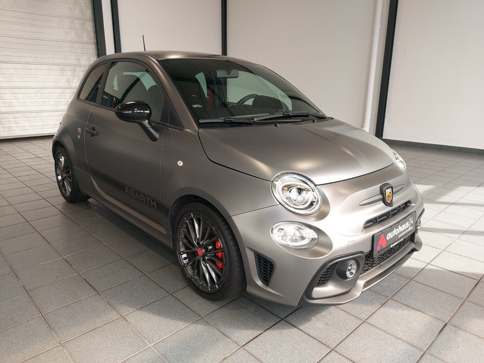 Abarth 595 Limousine ABARTH 595 1.4 T-Jet 16V 595 Competizione Schräghecklimousine #1