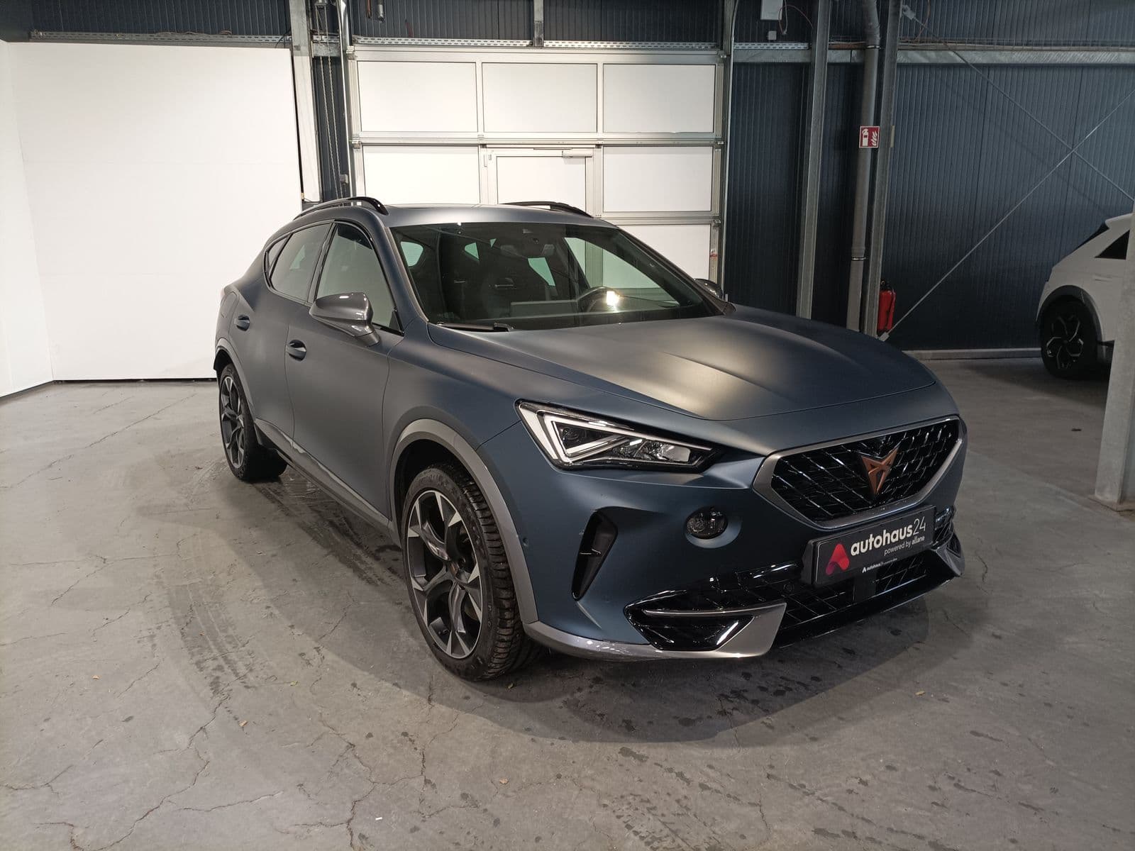 CUPRA Formentor SUV / Crossover / Geländewagen CUPRA Formentor 2.0 TSI 228kW VZ 4Drive DSG Sports Utility Vehicle #1