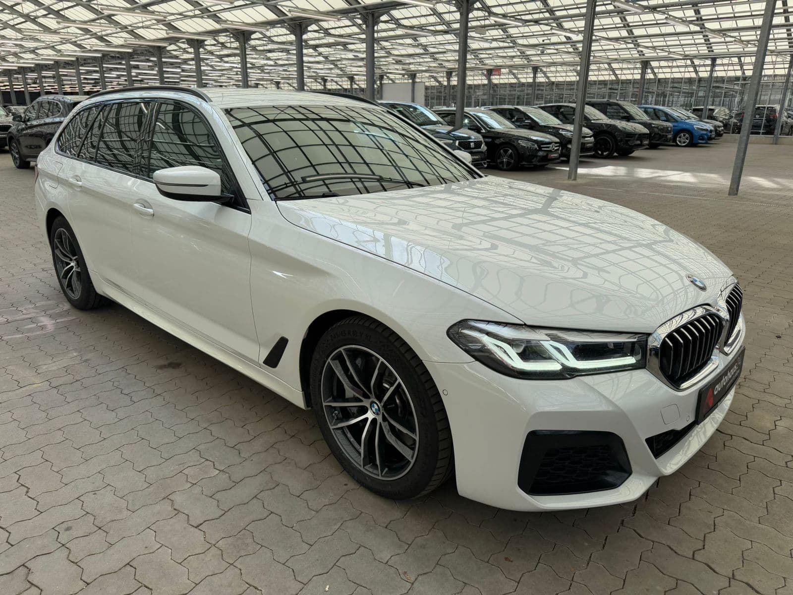 BMW 5er-Reihe Kombi BMW 5er-Reihe 530d Touring A Kombi #1