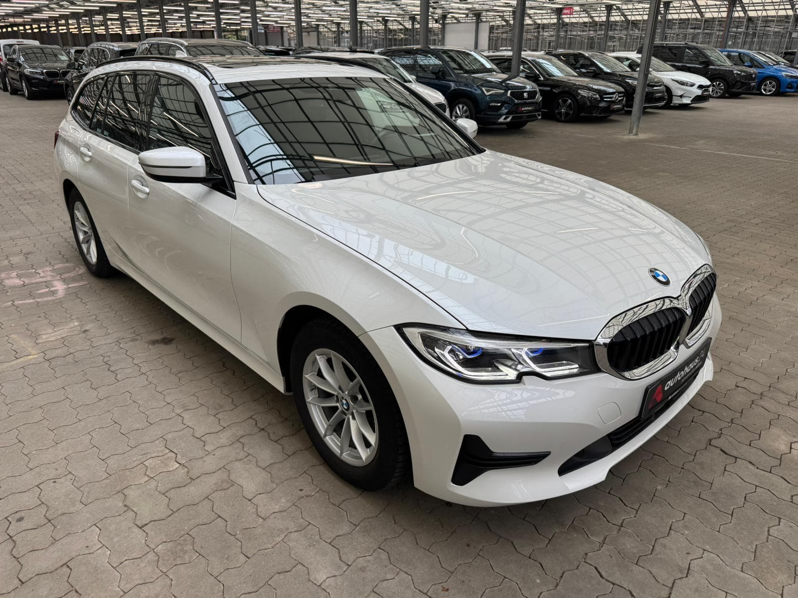 BMW 3er-Reihe Kombi BMW 3er-Reihe 318d Touring Kombi #1